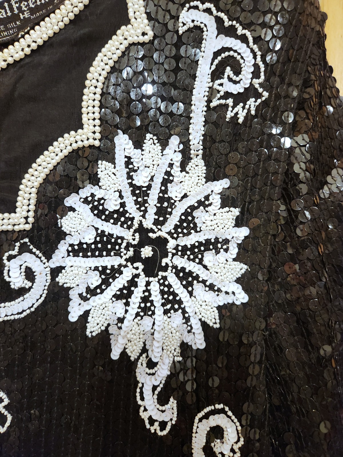 Vintage Royal Feelings Silk Blouse Womens XL Beaded Sequins Floral Design Top