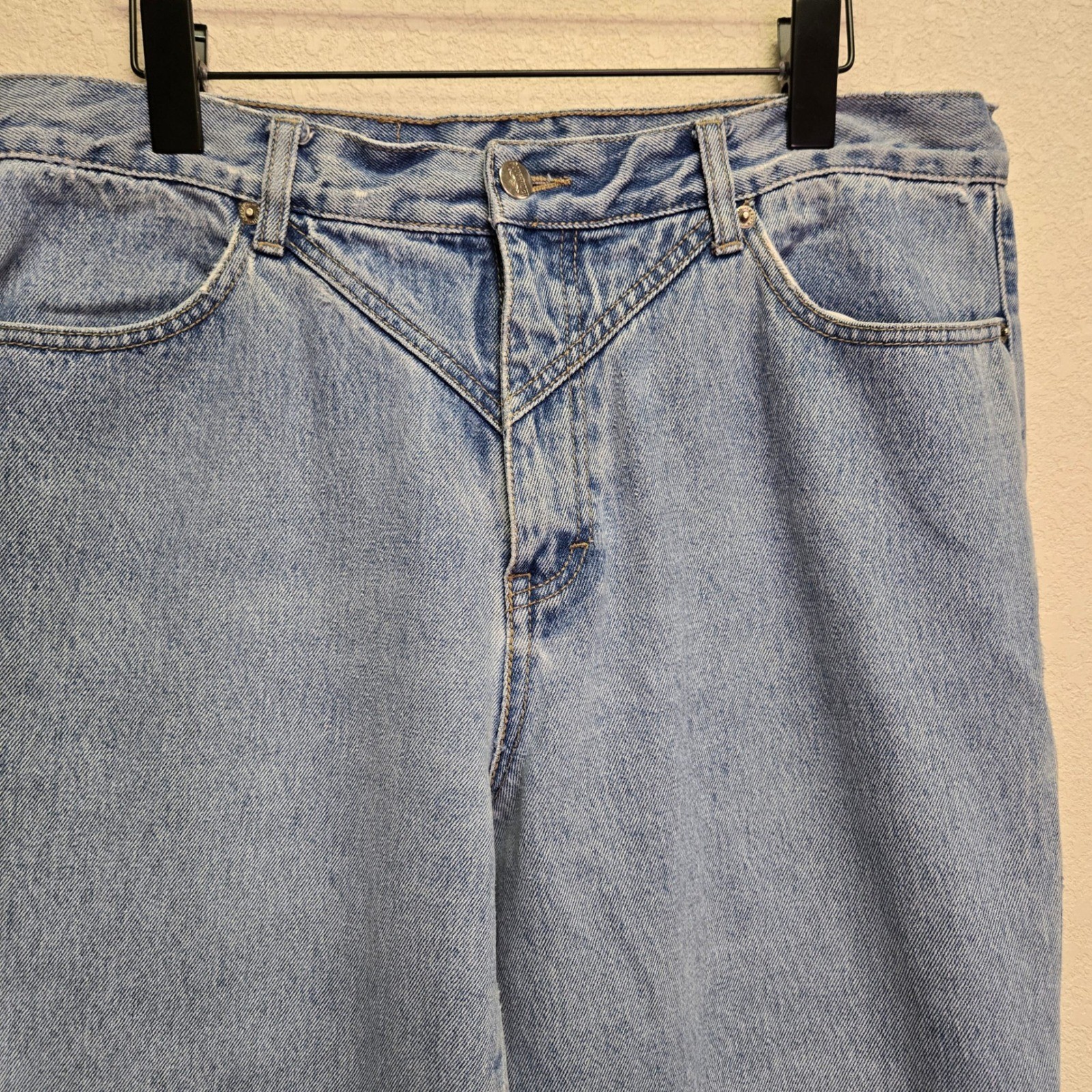RoughRider Vintage Western Bareback Jeans 34 Long V-Yoke Straight Leg Mom Jean