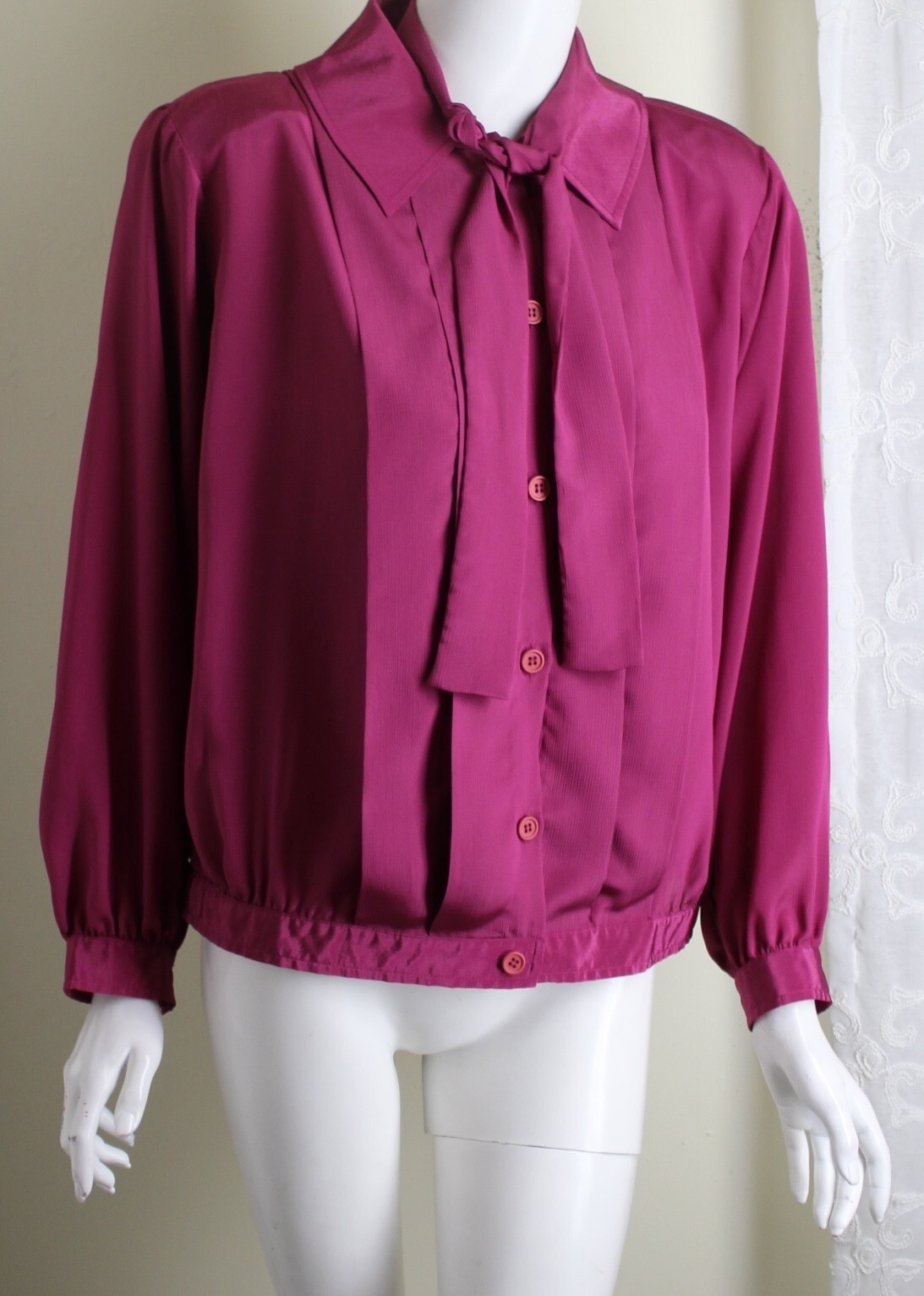 Halston III Vintage Sz 14 Polyester Magenta Pleated Blouse with Scarf Tie