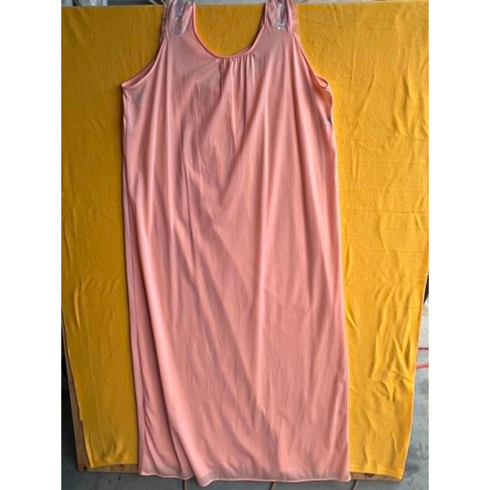 Vintage Katz Peach Nylon Nightgown Embroidered Lace Trim Sleeveless 26-05-19