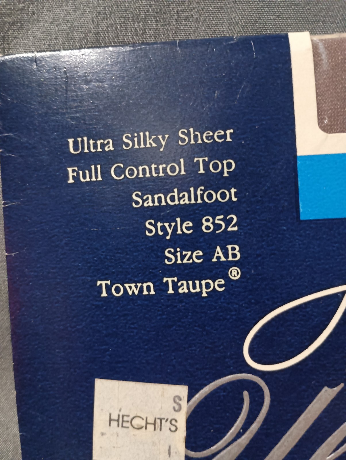 Hanes Ultra Silk Sheer Pantyhose Size AB Loden Grey Style 852 Vintage 1980s