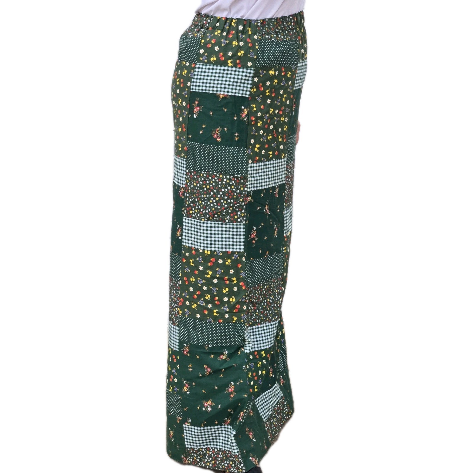 VINTAGE MR. HANK 70s Patchwork Maxi Skirt Green Plaid Fliwers Strawberries M