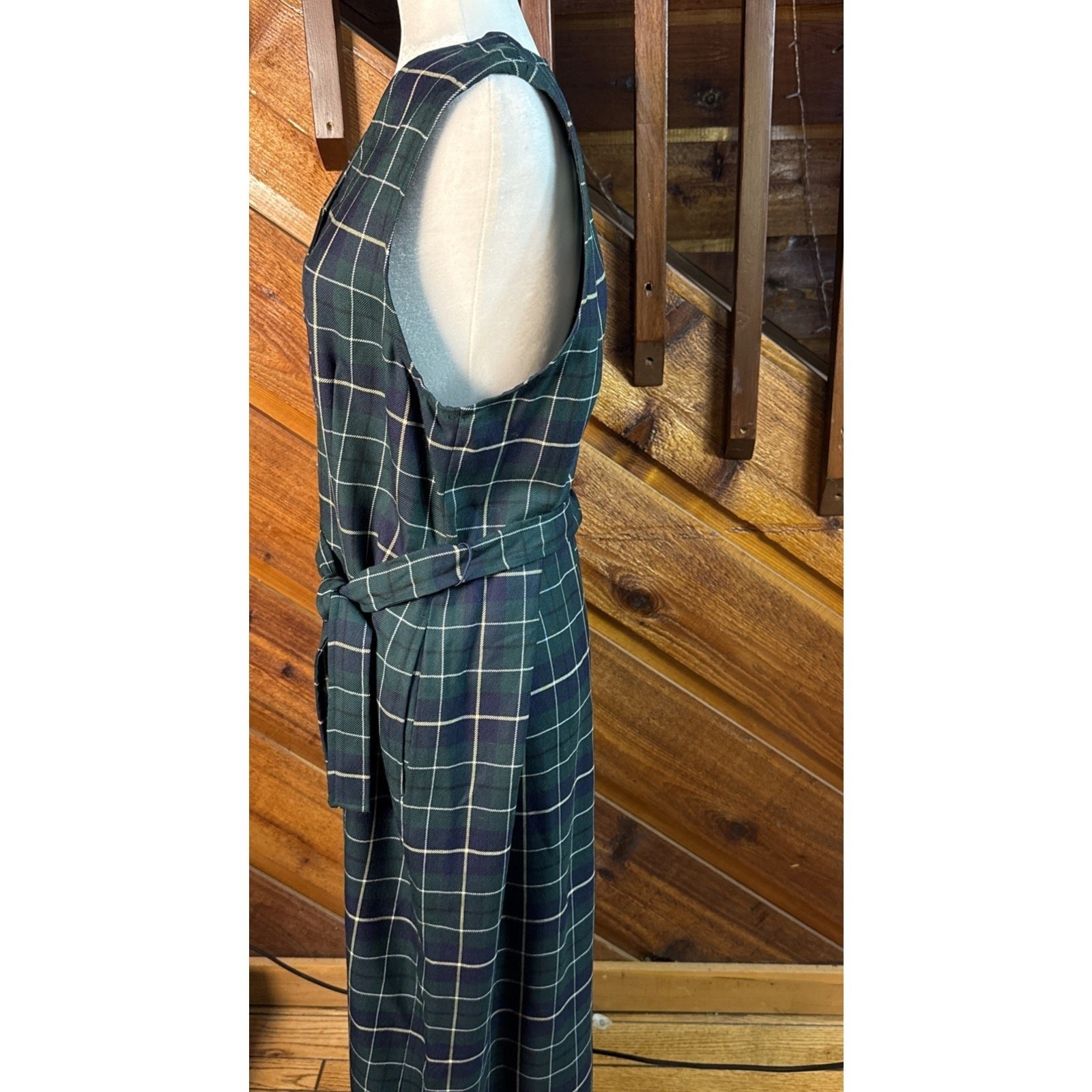Pendleton 100% Virgin Wool Plaid Belted Dress Size 12 Vintage Made In USA