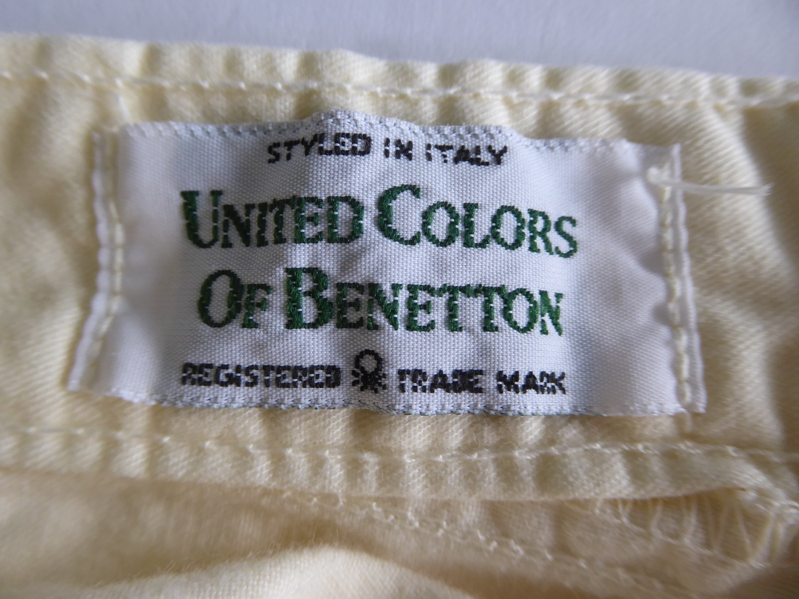 Vintage United Colors of Benetton Women Cotton Straight Leg Jeans, Size 42 W28″