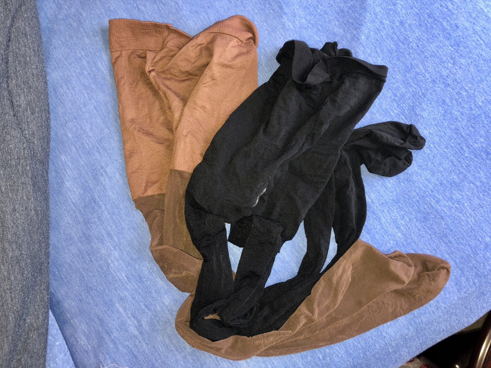 Vintage Lot Of 2 Pairs Of Nylons Stockings Pantyhose Good Condition Size B