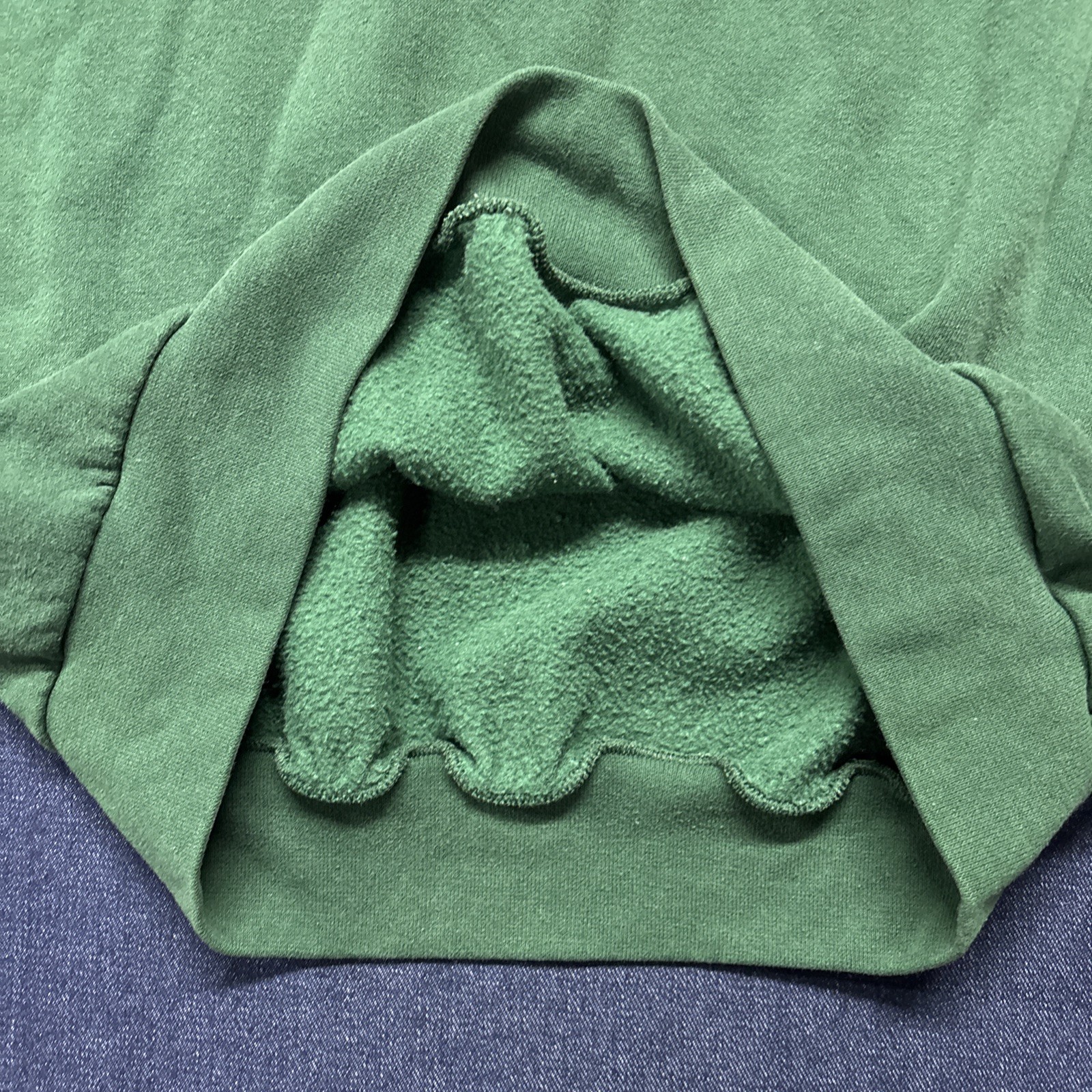 Vintage 90s Endless Designs Embroidered Cat Sweat Shirt Green L USA