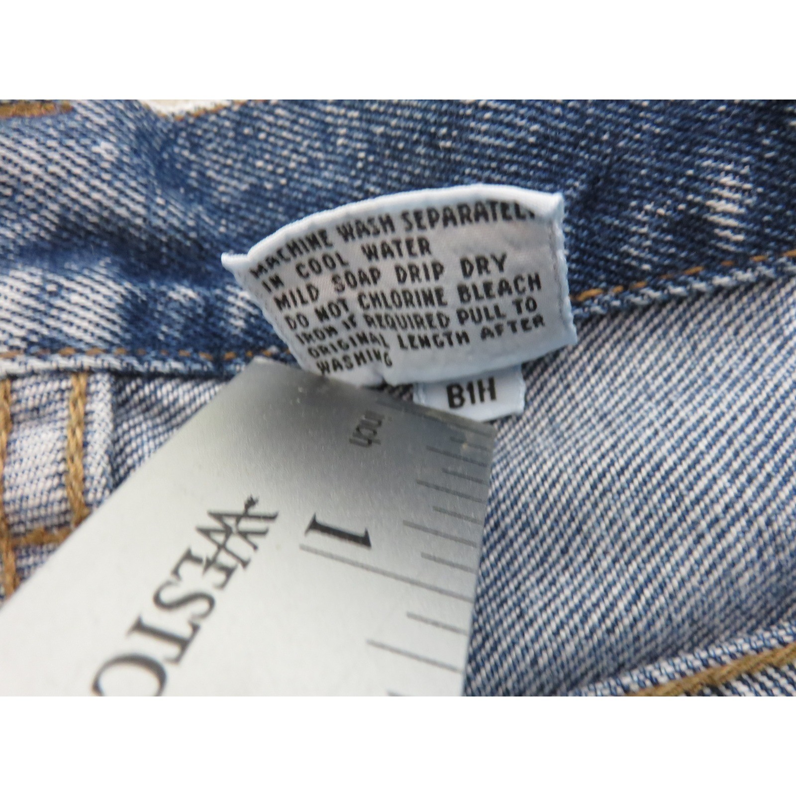 Bill Blass Vintage 90s High Waisted Pleated Mom Jeans Light Wash Blue Size 16L