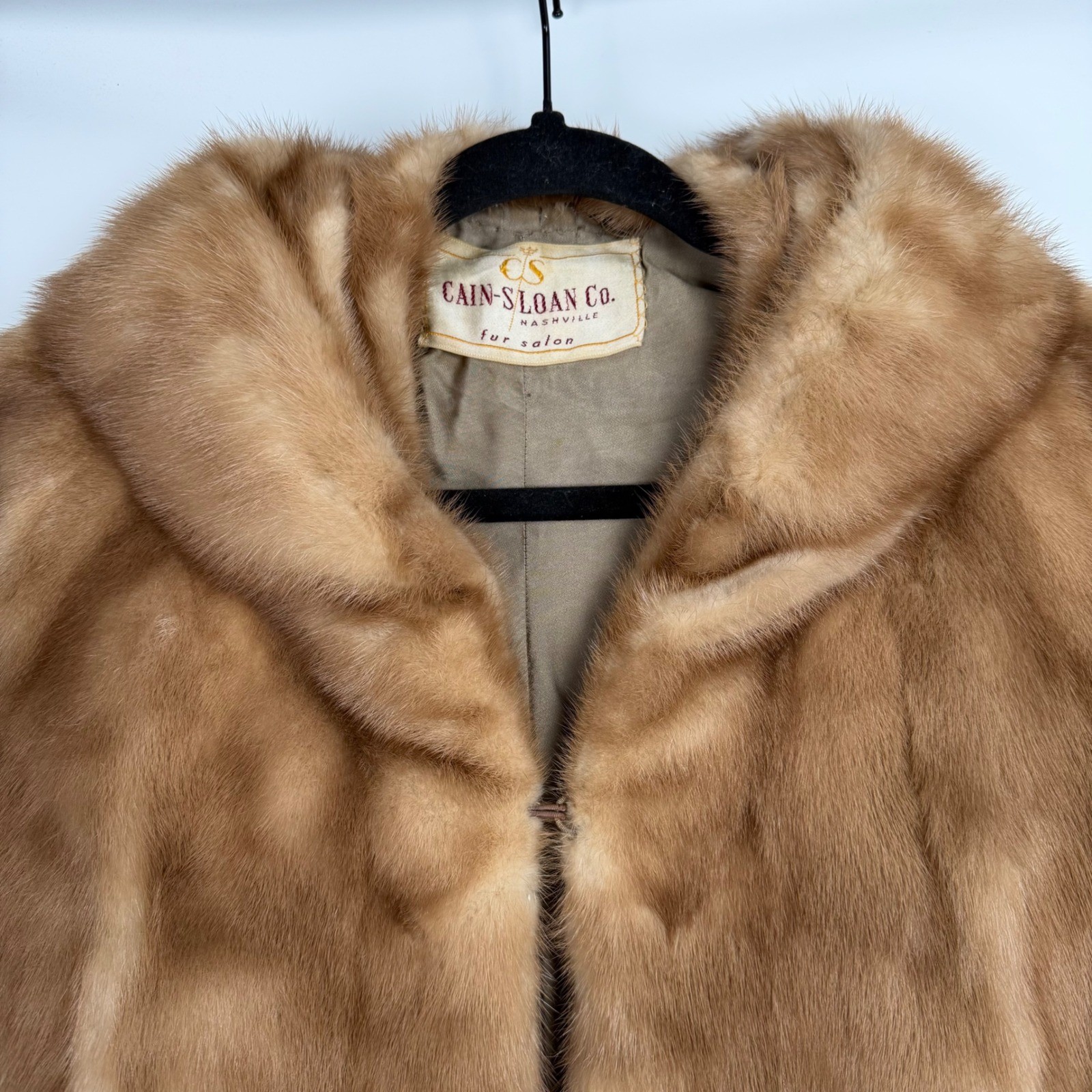 Vintage Cain Sloan Nashville Custom Mink Mobwife Old Hollywood Glamour Caplet
