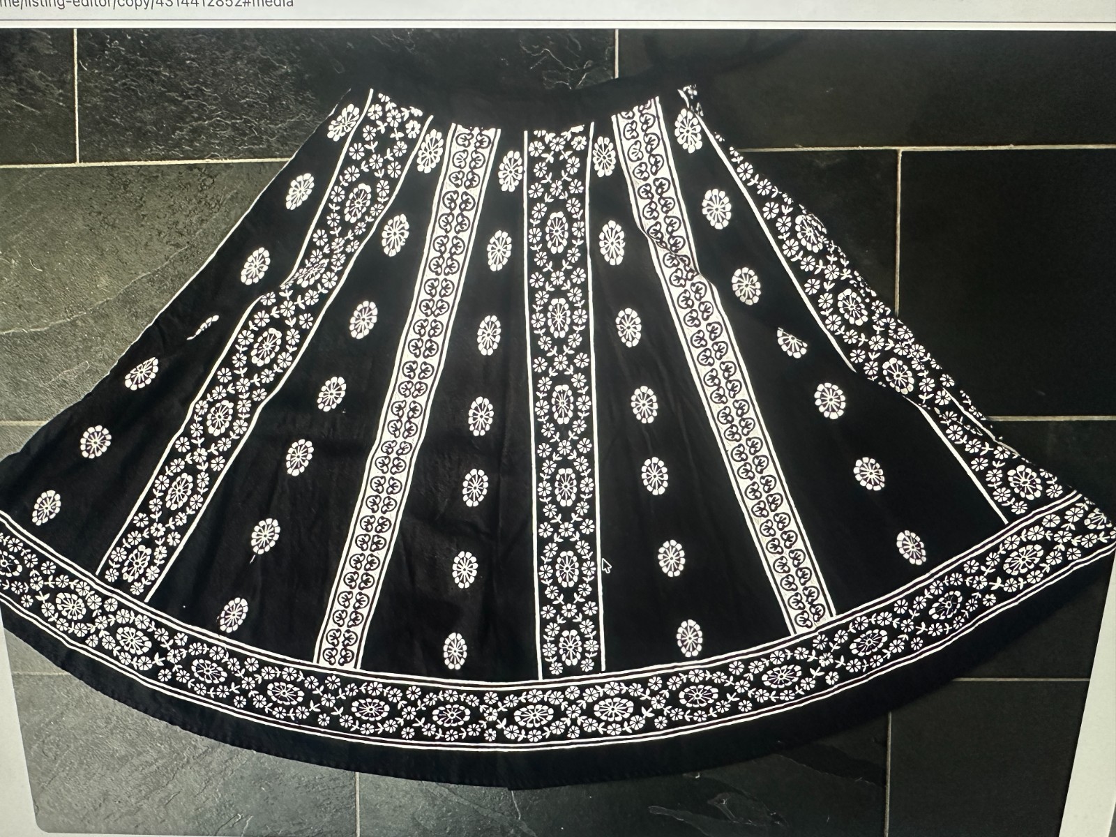 Vintage Black and White Cotton Floral Midi Skirt Uniti Casuals Made in India