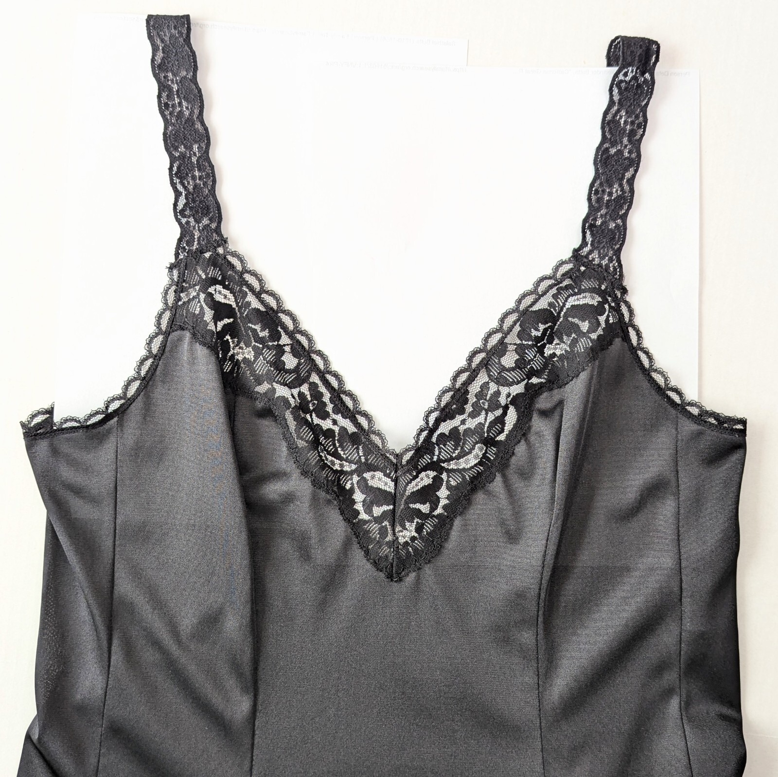 Vanity Fair 36 / 20″ Full Slip Black Princess Seams Made in USA Stretch Straps