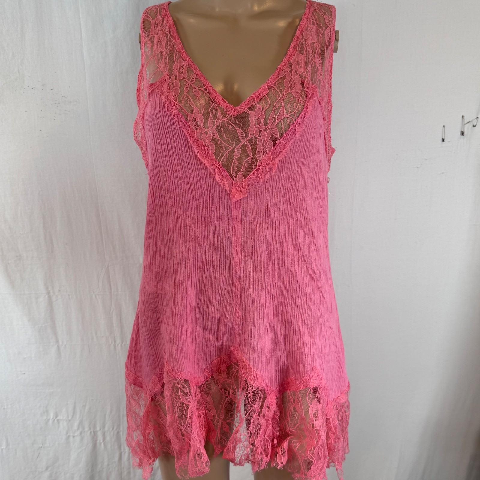 All Dazzed Up Lace Lingerie Slip Dress – Size L/XL Coral 100% Cotton