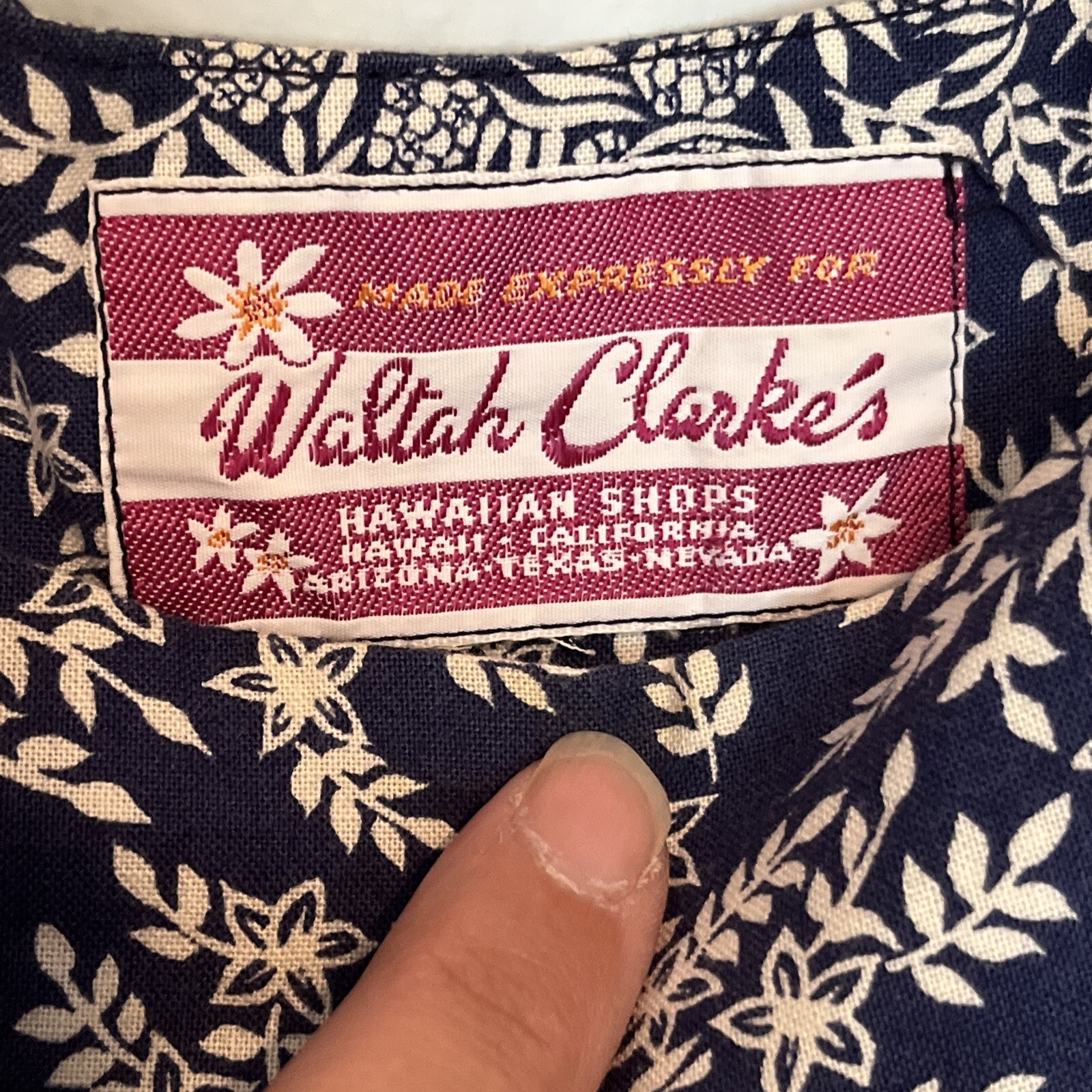 Vintage Waltah Clarke’s Hawaiian maxi dress Navy Blue White Pineapple Pattern