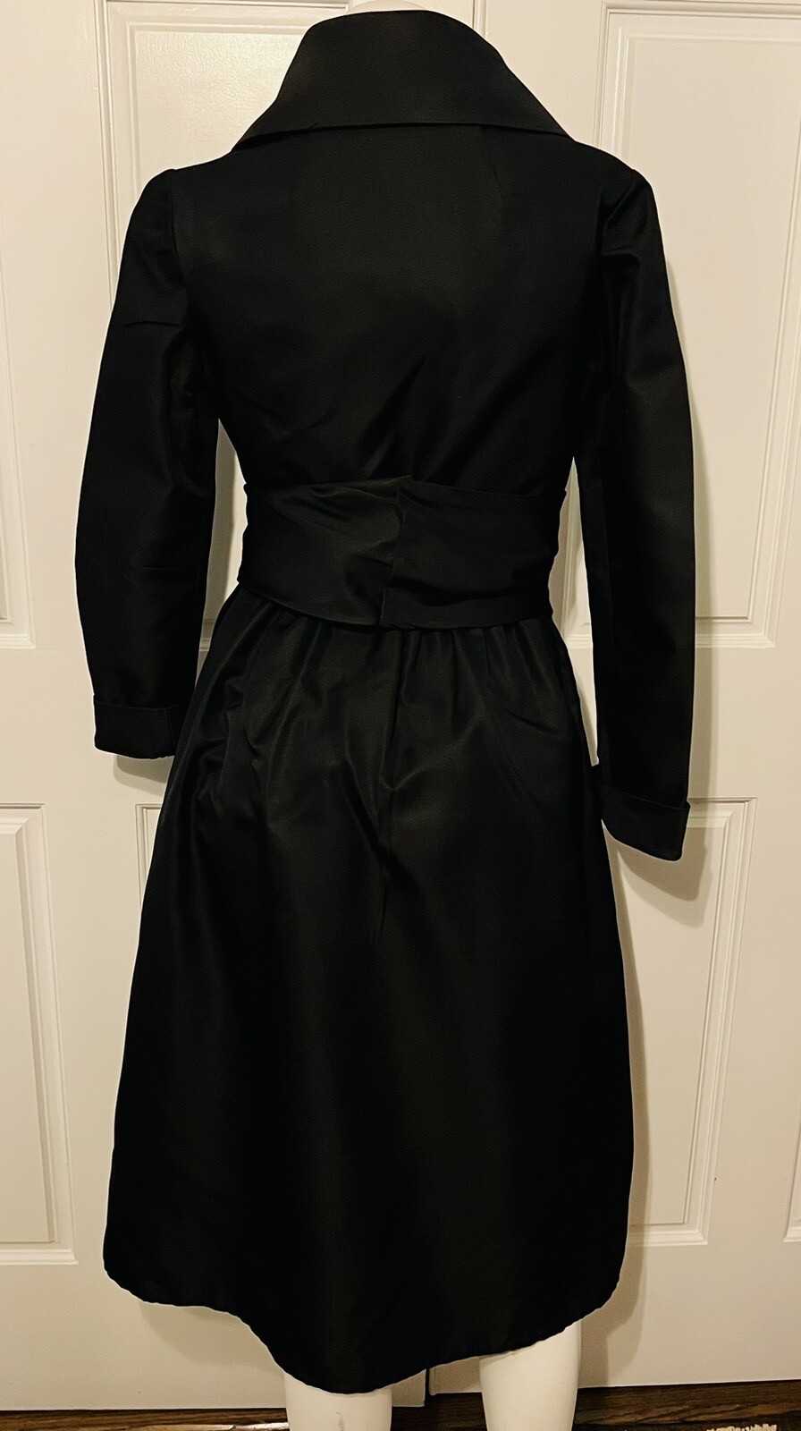 Vintage 1960s Geoffrey Beene Silk Crepe Ruffle Accent Long Sleeve Black Dress M