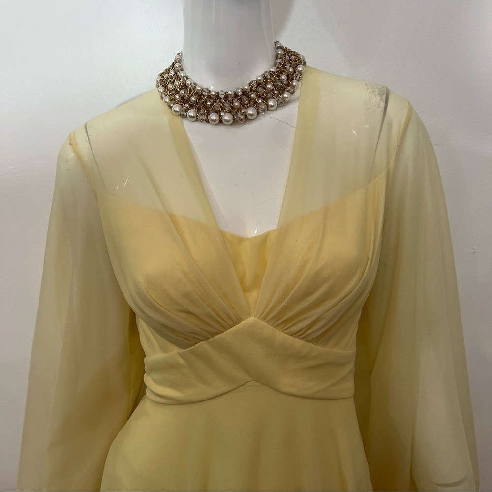 Antique Mike Benet Formals Butter Cream Yellow Flowy Dress – Vintage Sizing