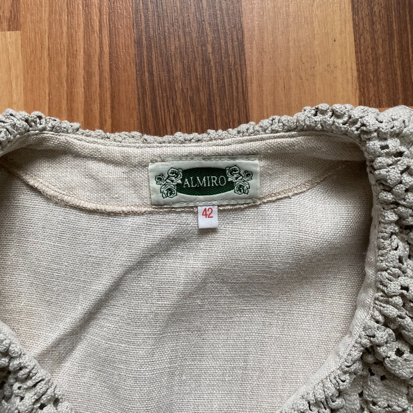 100% Linen Vintage Puff Sleeves Blouse Button Front Bavarian Romantic Folk 42