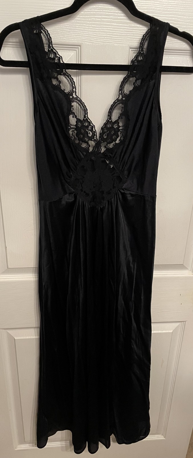 Vtg Adonna BLACK w Lace Bodice Nightgown Negligee Gown Olga-Esque Sweep MED PT