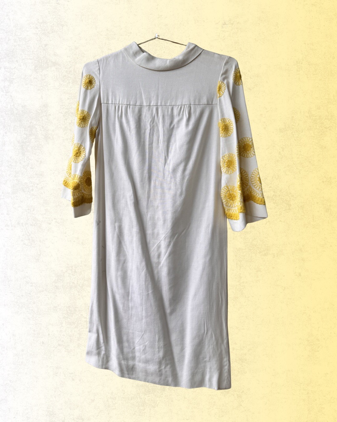 VTG 60s70s Long Sleeve Shift Dress with Yellow Floral Embroidery Cottagecore