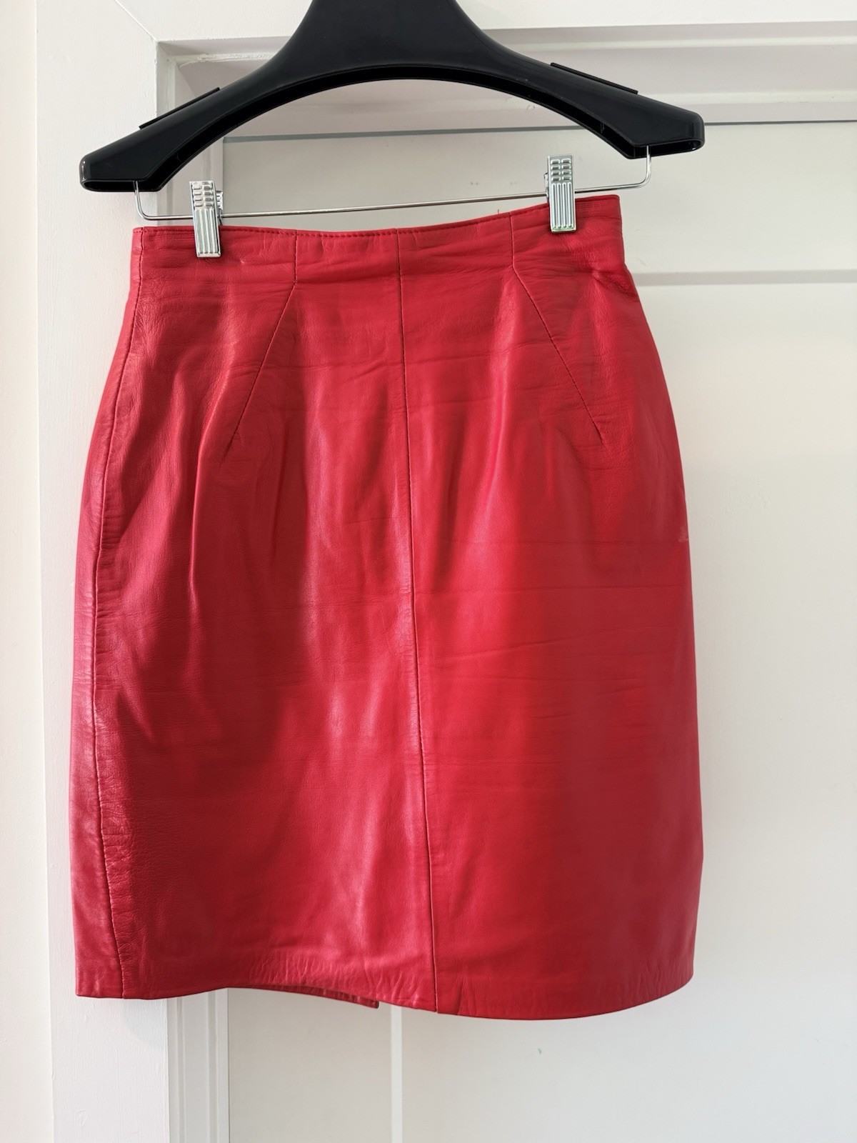 Vintage 80s Michael Hoban North Beach Leather Red Pencil Skirt Size 7/8 Glam