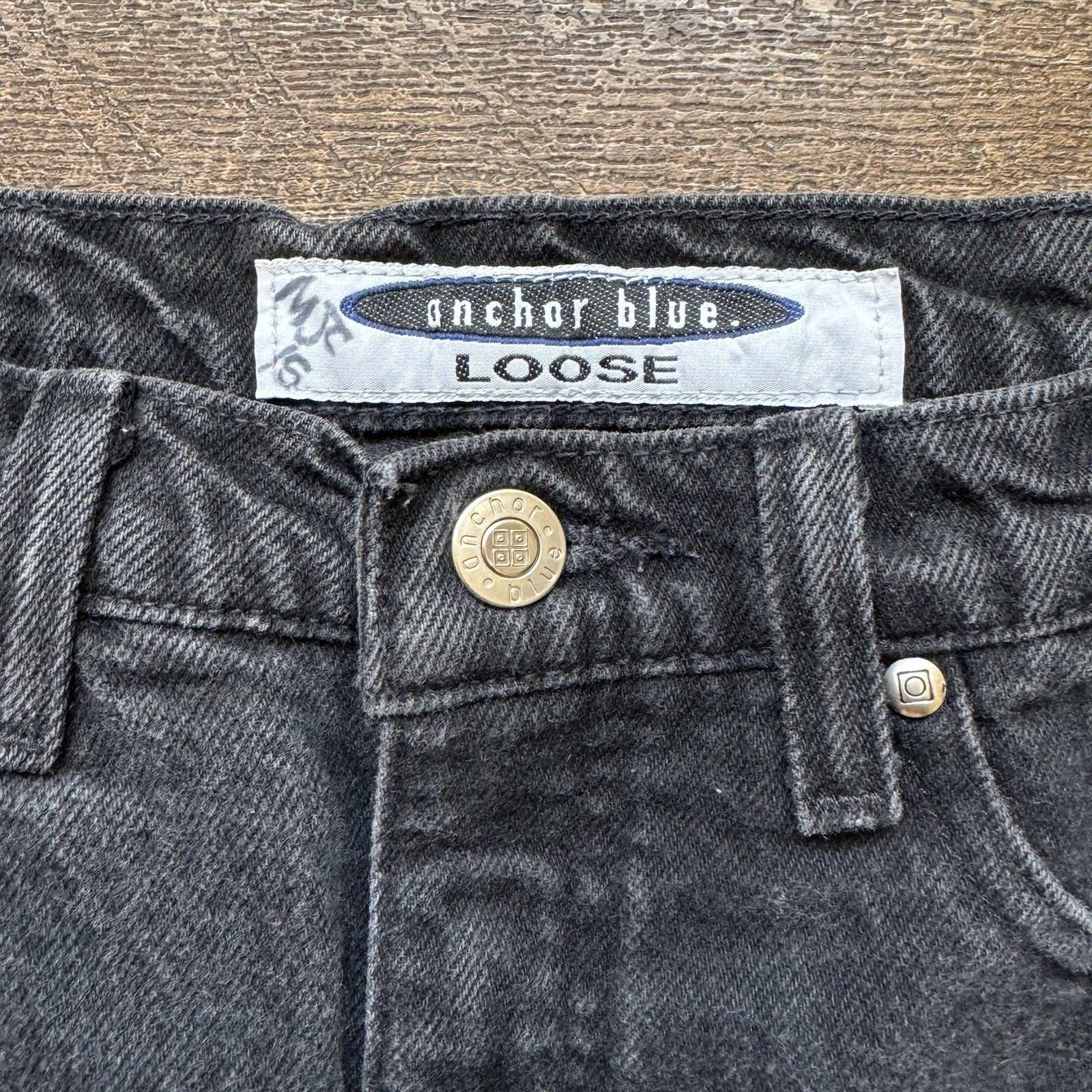 VTG 90’s Y2K Womens Size 11/12 (29″) Black Anchor Blue Loose Fit Tapered Jeans