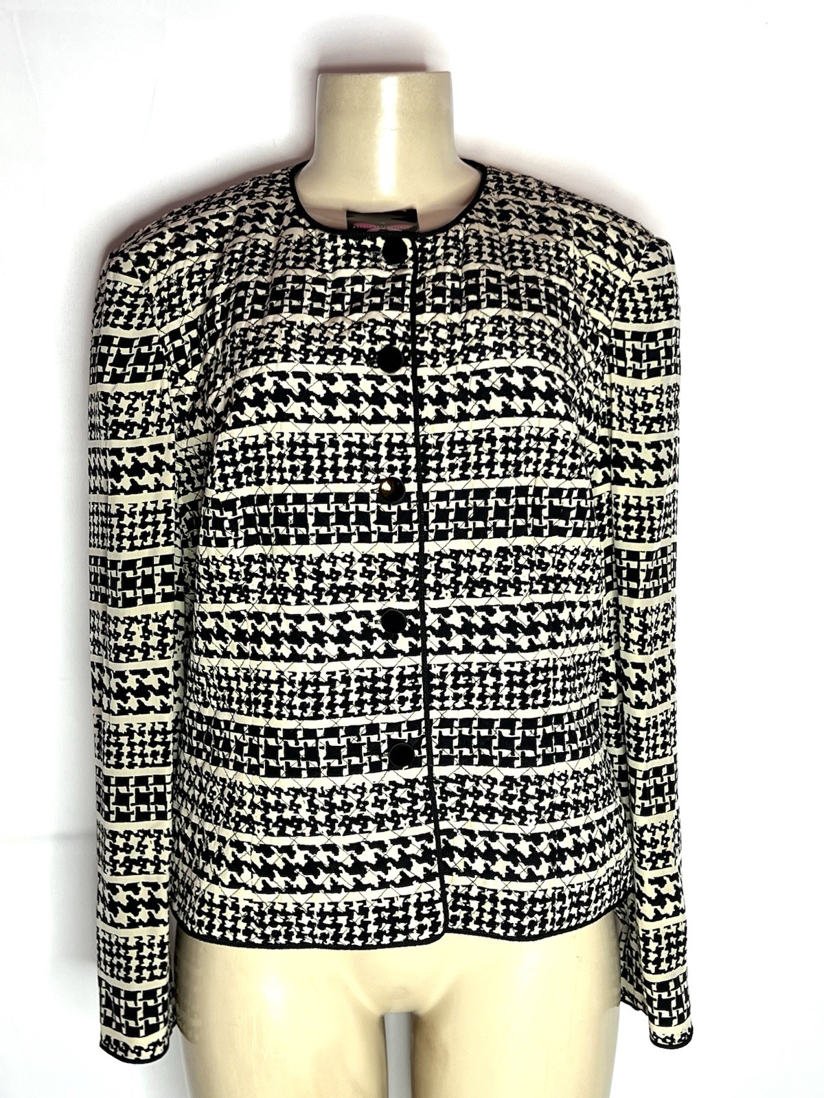 VINTAGE MAGGY LONDON BLACK OFF WHITE PRINT 100% SILK QUILTED JACKET SZ 12