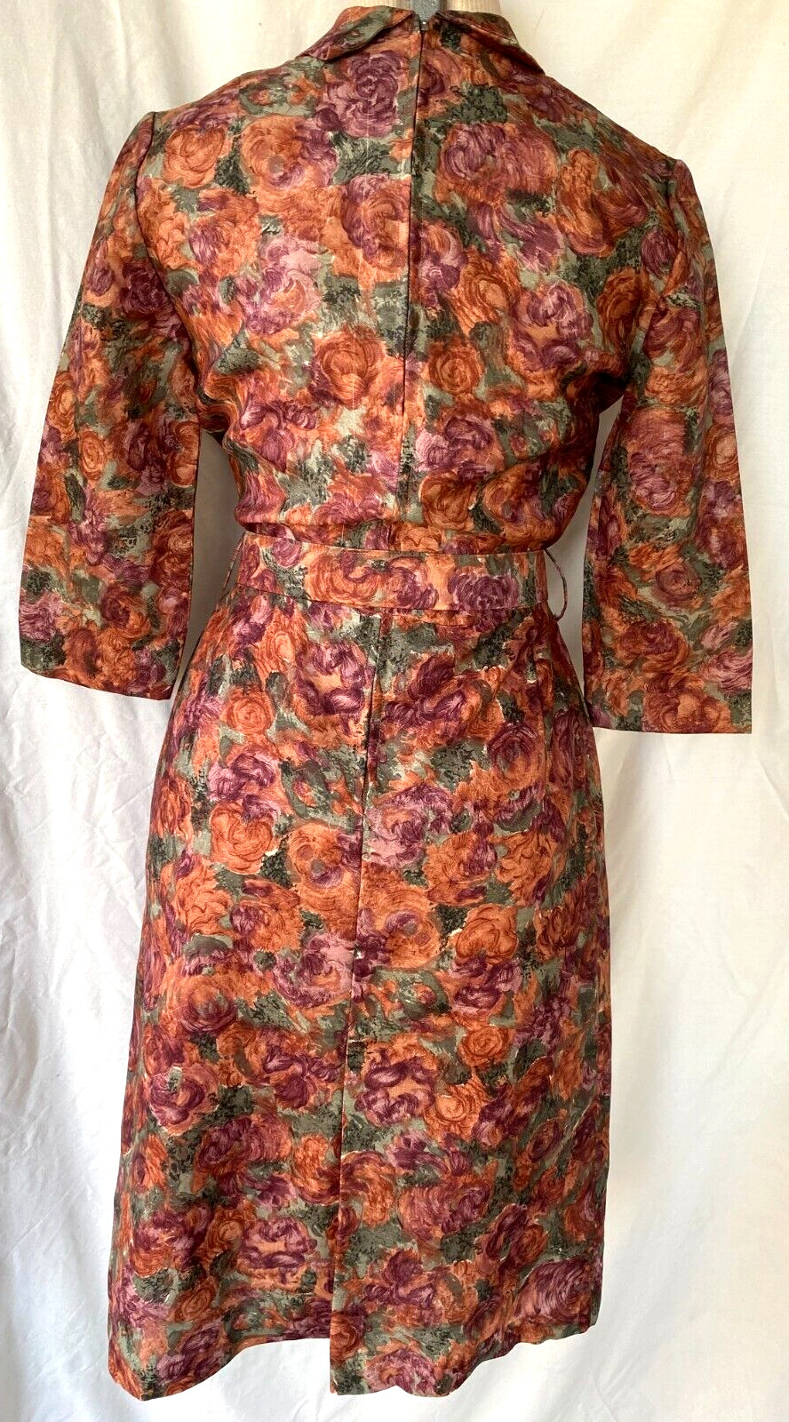 VTG 50’S 60’S..ROCKABILLY..BOMBSHELL..WIGGLE..FLORAL..DRESS..SMALL