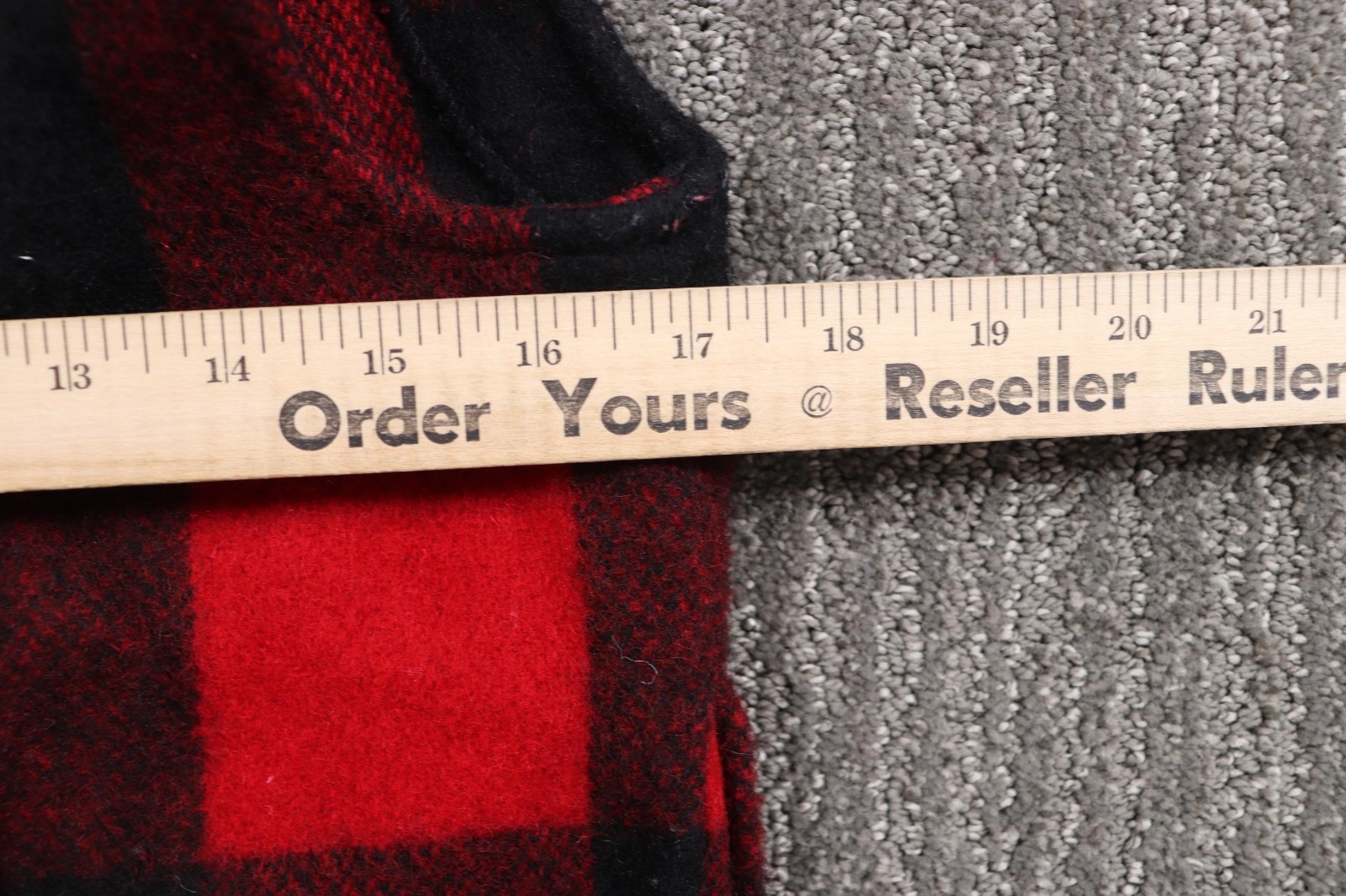 VTG 80s Woolrich Women’s Check Plaid Vest Size Small Wool Nylon Blend USA Made