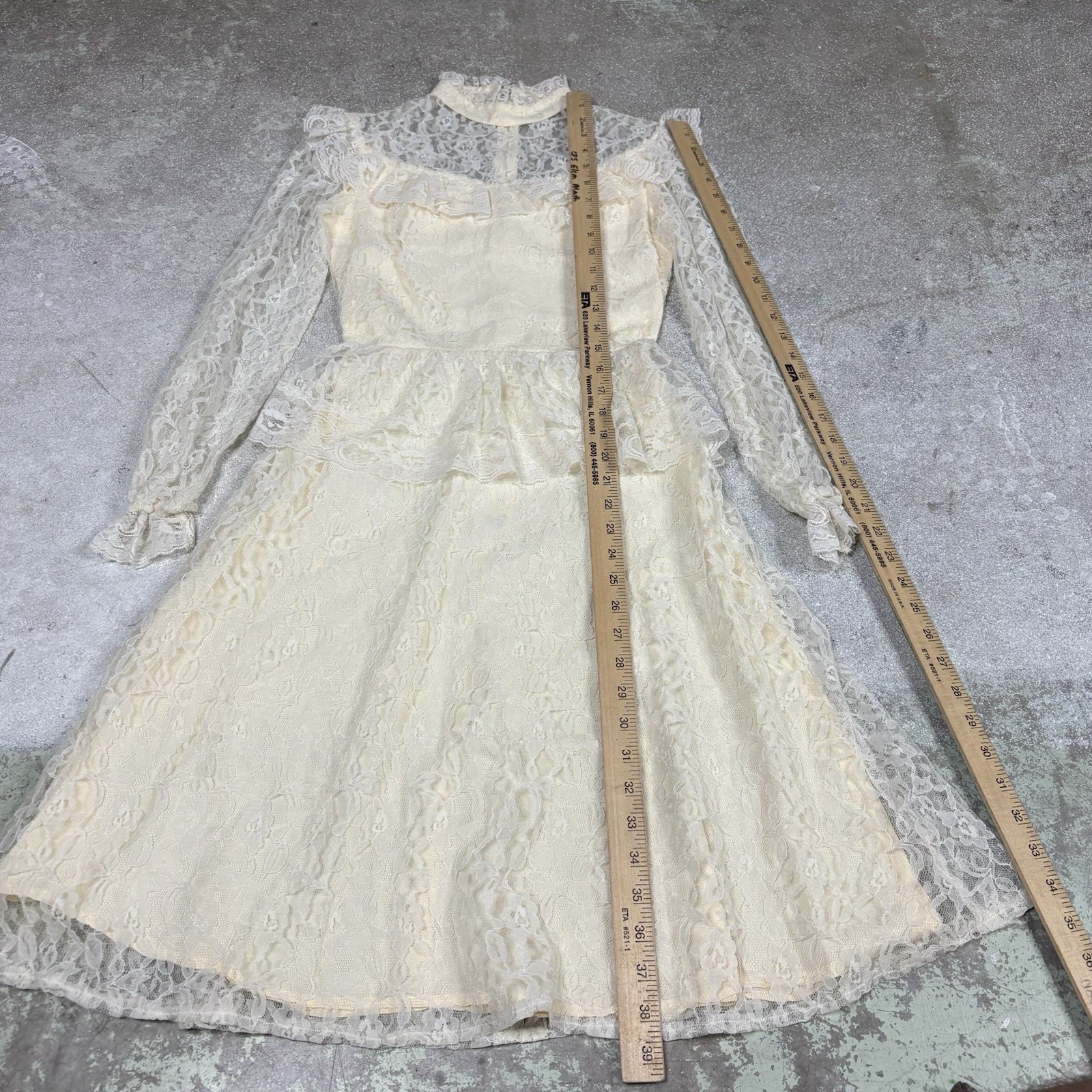 Vintage 1970s Bohemian Whimsical Prairie Lace Ivory Dress Size 8/9 Cottagecore