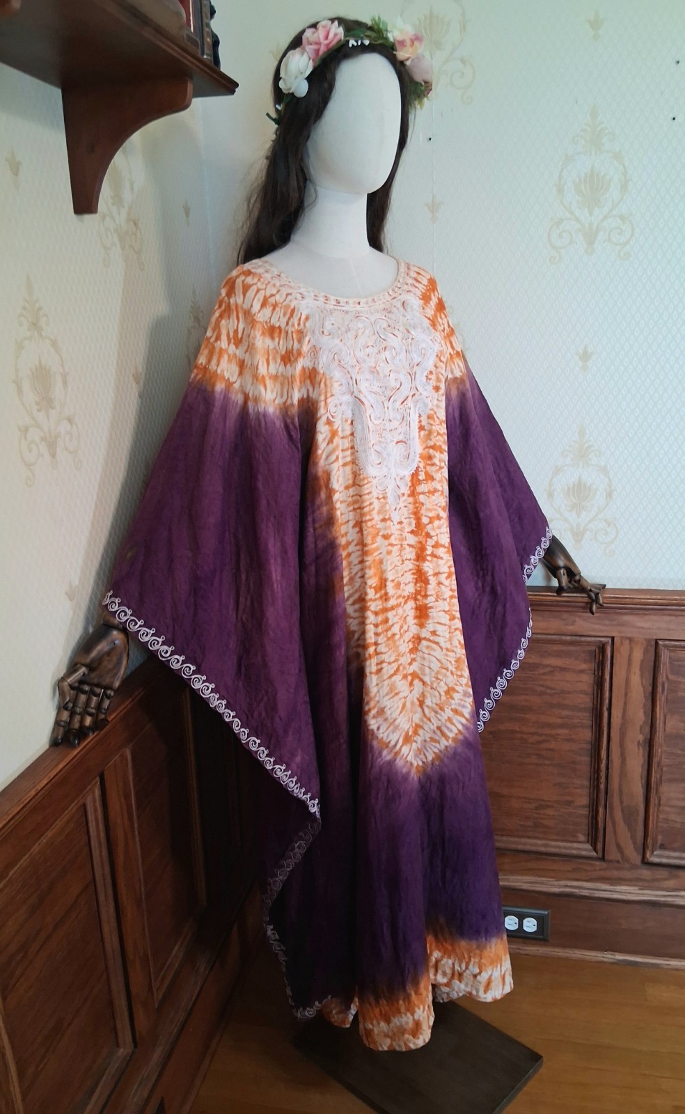 Vintage 1970s Handmade Purple Orange Embroidered Tie-Dye Bohemian Hippie Caftan