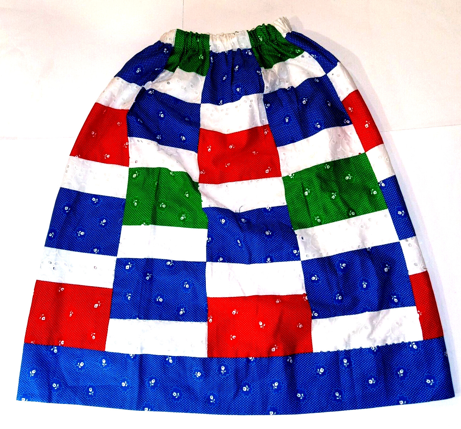 VINTAGE 1970s MR. HANK LINED PATCHWORK MULTICOLOR HIPPIE BOHO SKIRT-SIZE ZS-S