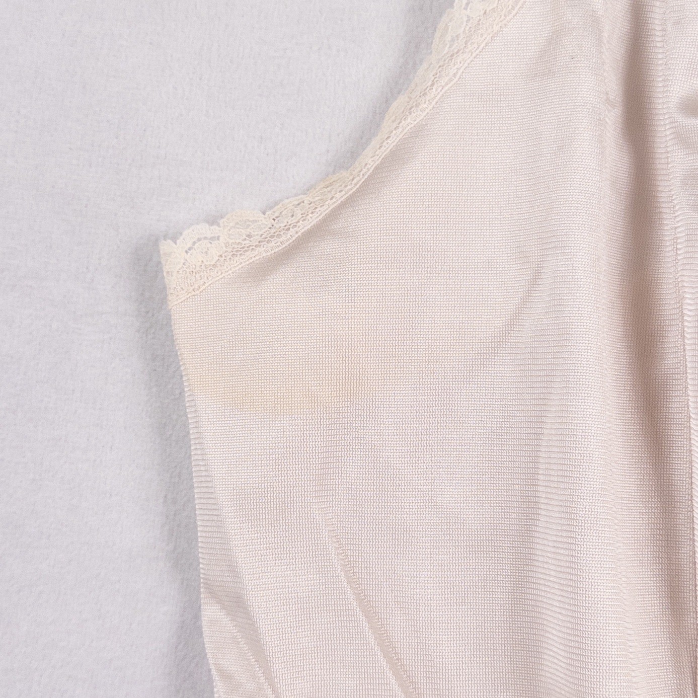 Vintage Bonne Nuit Camisole Womens Medium Cream Lace Trim Floral Embroidered *