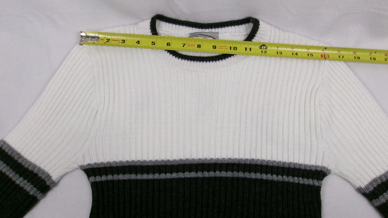 Rave Y2K Colorblock Ribbed Knit Sweater Black White Gray Large USA