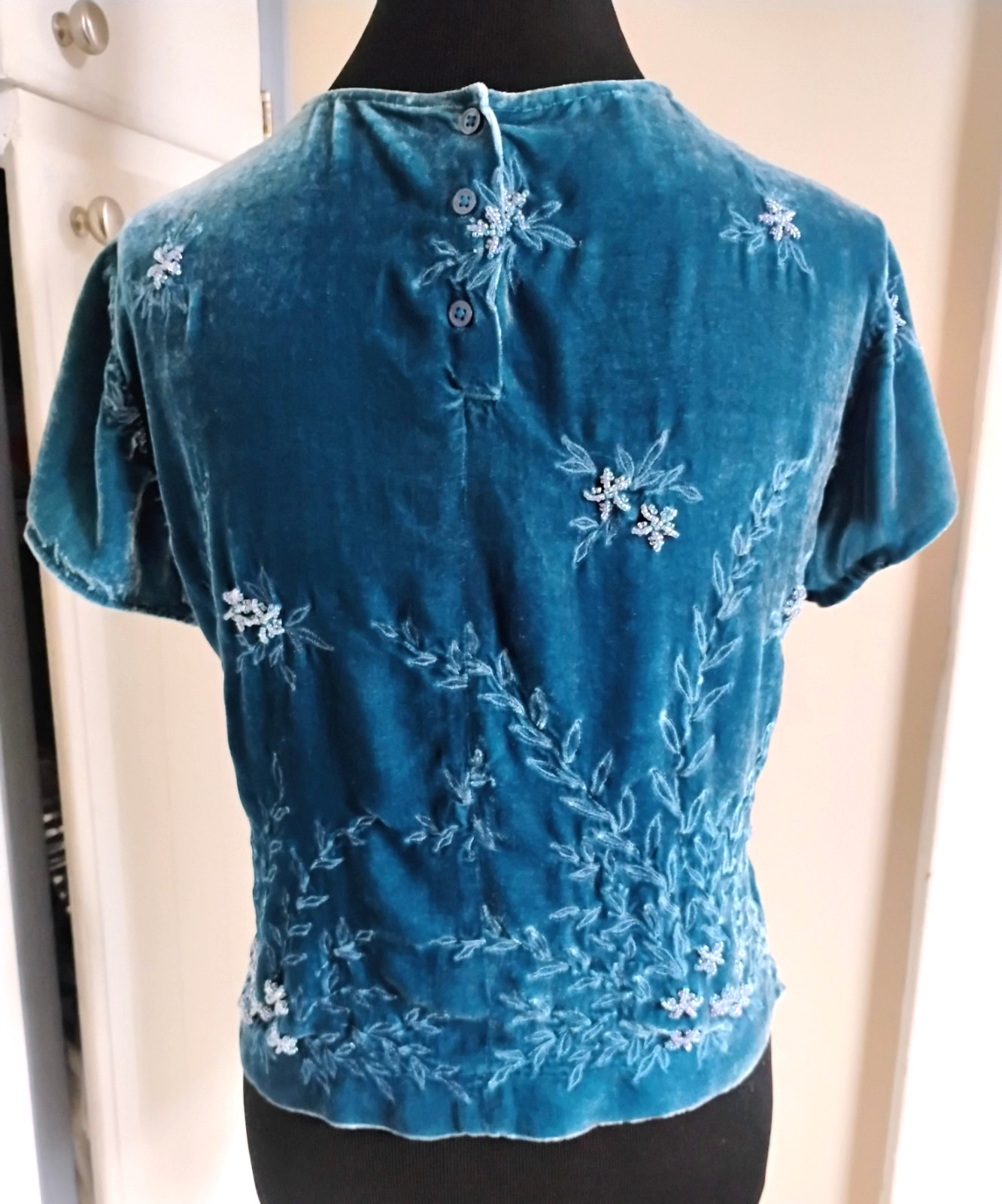 Vintage Field & Manor Teal Velvet beaded & embellished Top Size 8