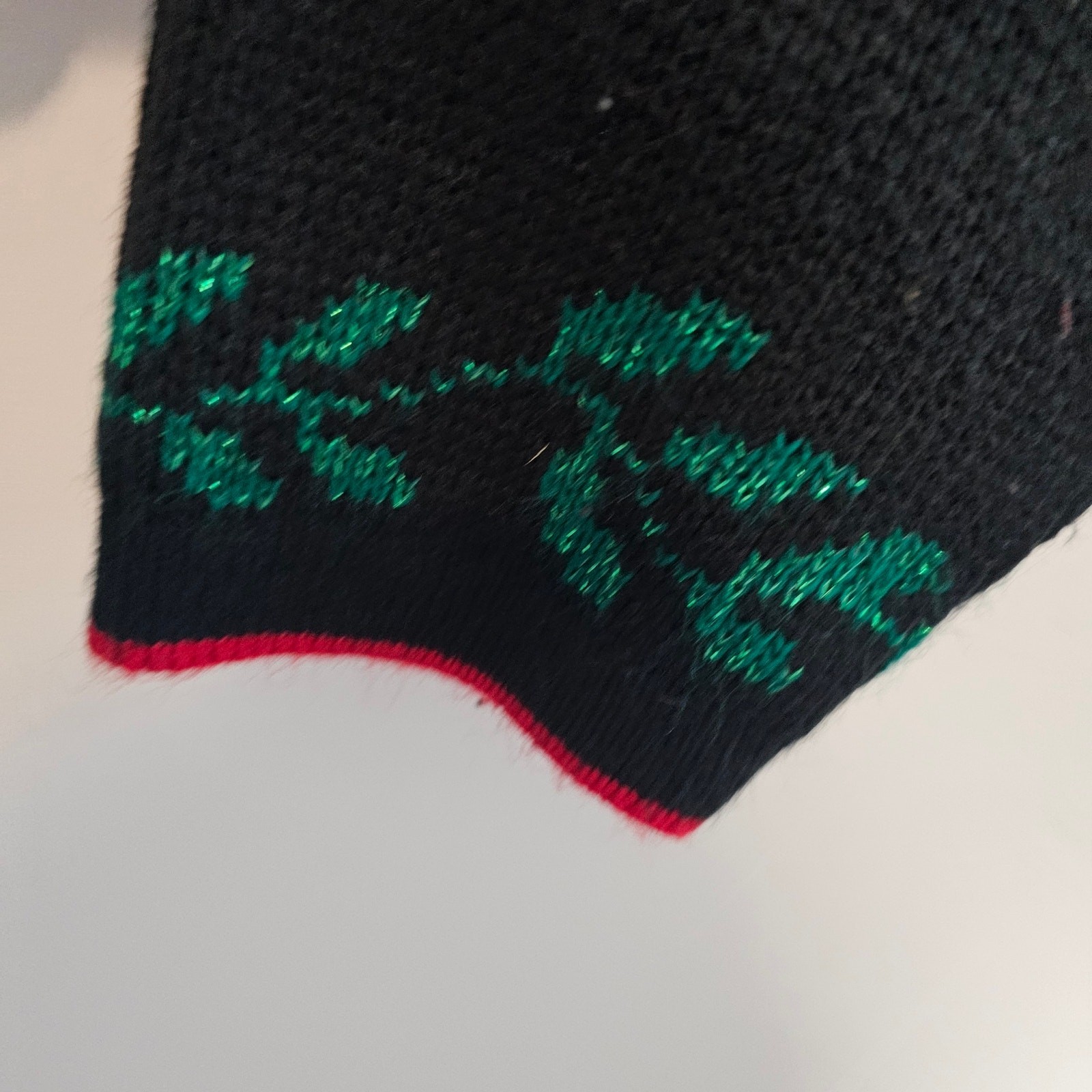 Vintage Christmas Sweater Women Size 1X Black Red Embroidered Ornaments Holiday