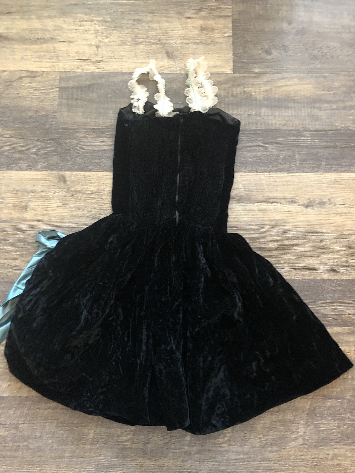 Katie MFG Black Velvet Bow Party Prom Dress 1980s Juniors XS Vintage Union