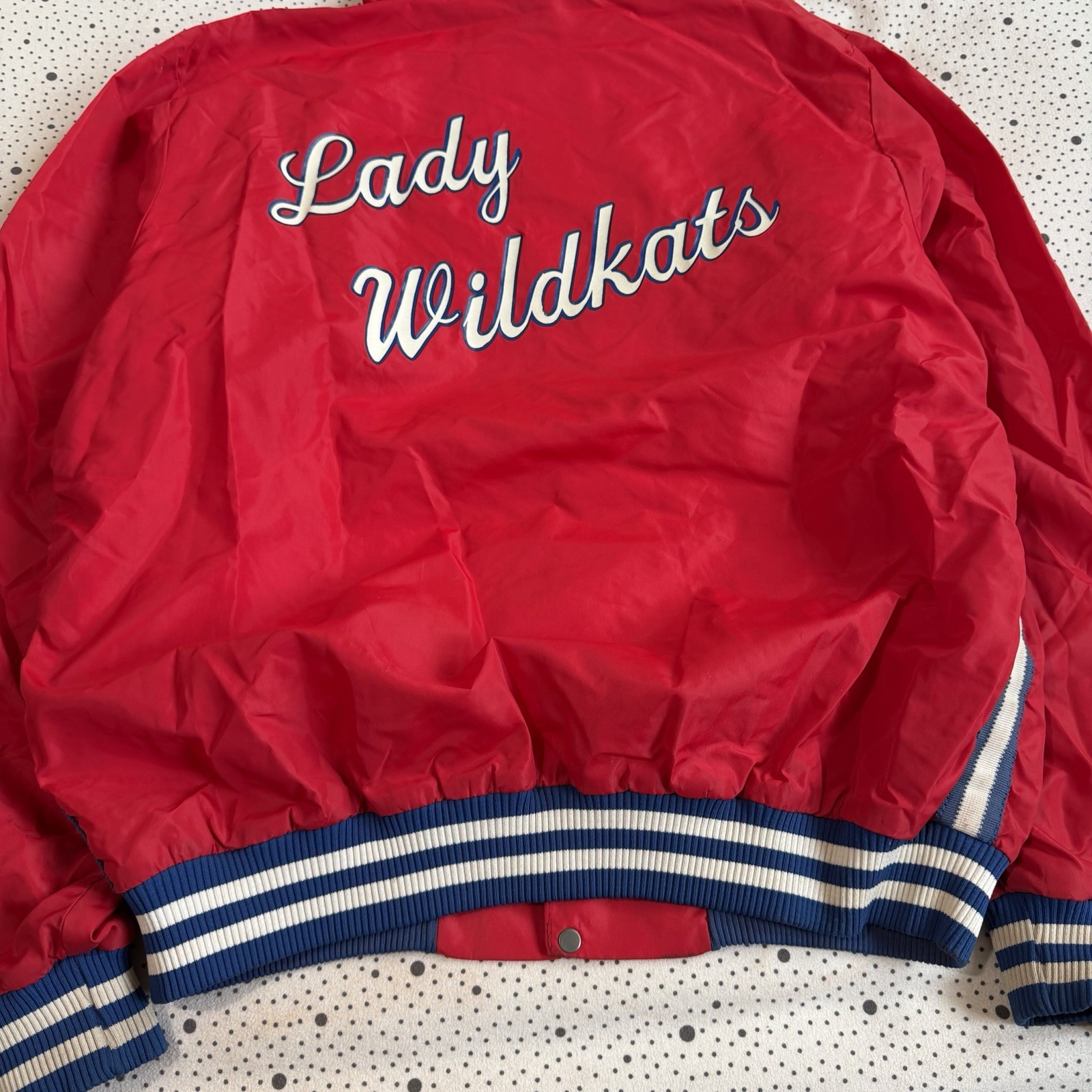 Vintage 1980s Champion Jacket Women’s L Red Lady Wildkats Coach Nylon Snap Front