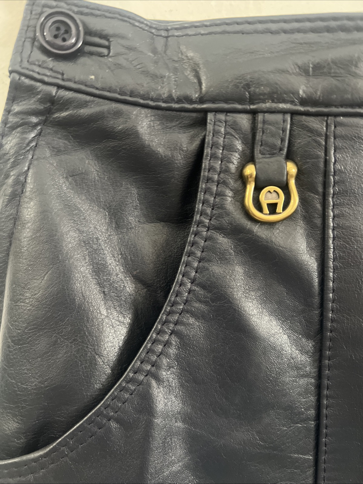 Long Etienne Aigner Leather Skirt Vintage 70s 80s S Navy Blue