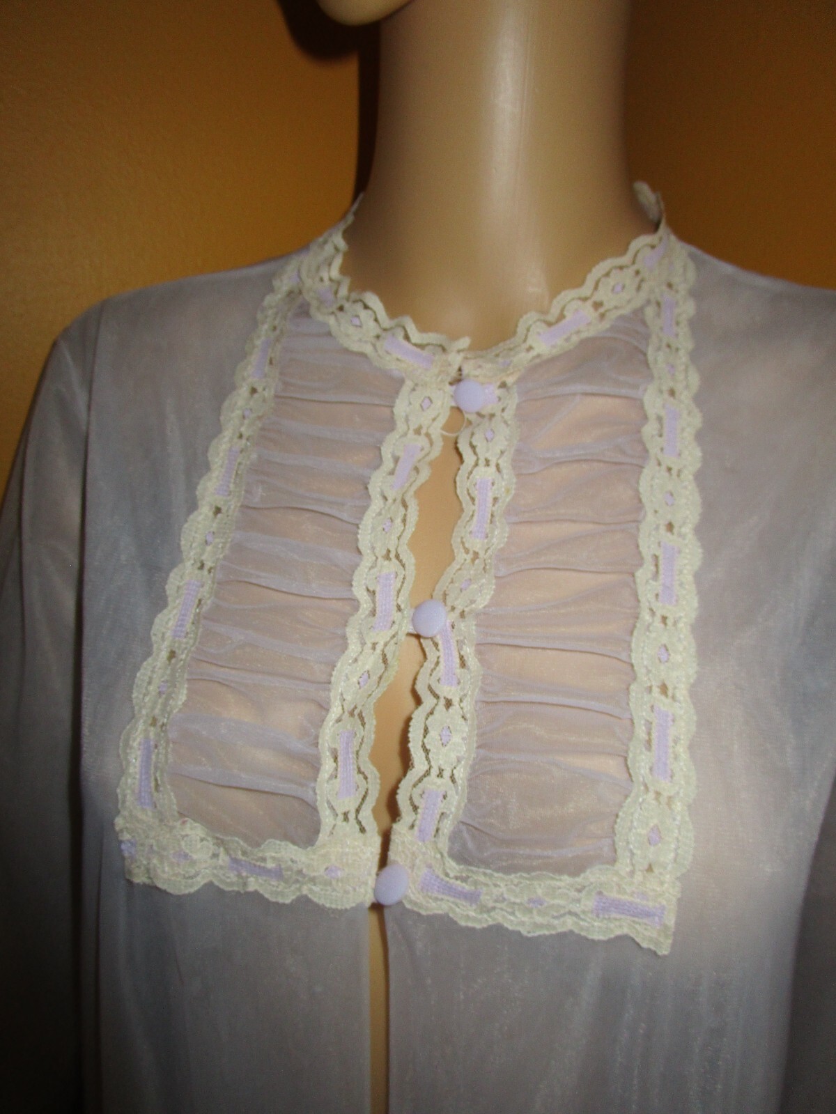 Vtg SEARS Sheer Nylon Pastel Purple Lilac Peignoir Long Robe 36 Beige Lace Trim