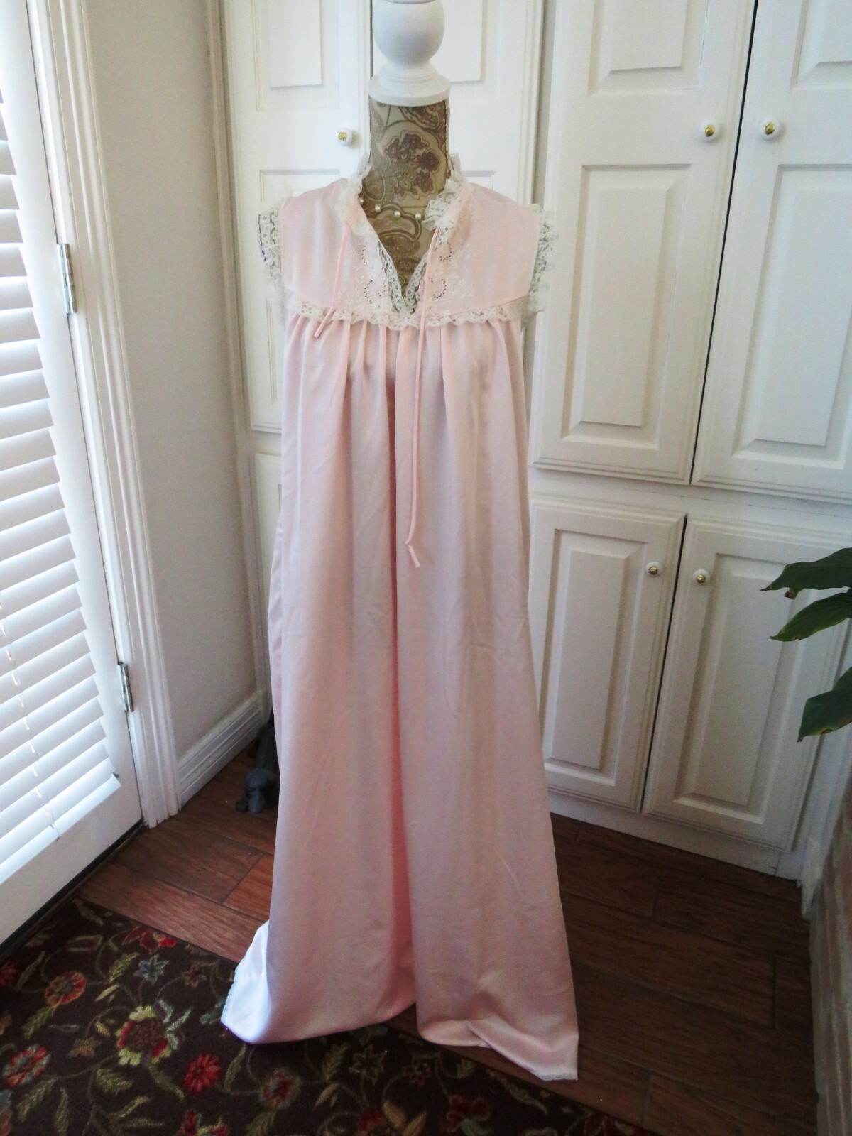 Long Pale Pink Nightgown by Eva Stillman – Size S to M – Long Sexy Nightie