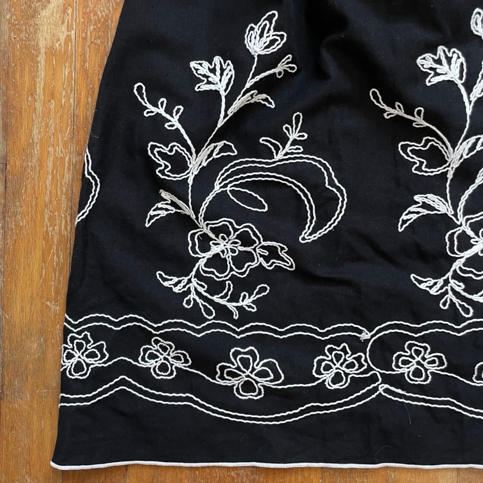 Vintage Floral Embroidered Gabardine Dress Size XS 1990s Max Studio Rayon/Linen