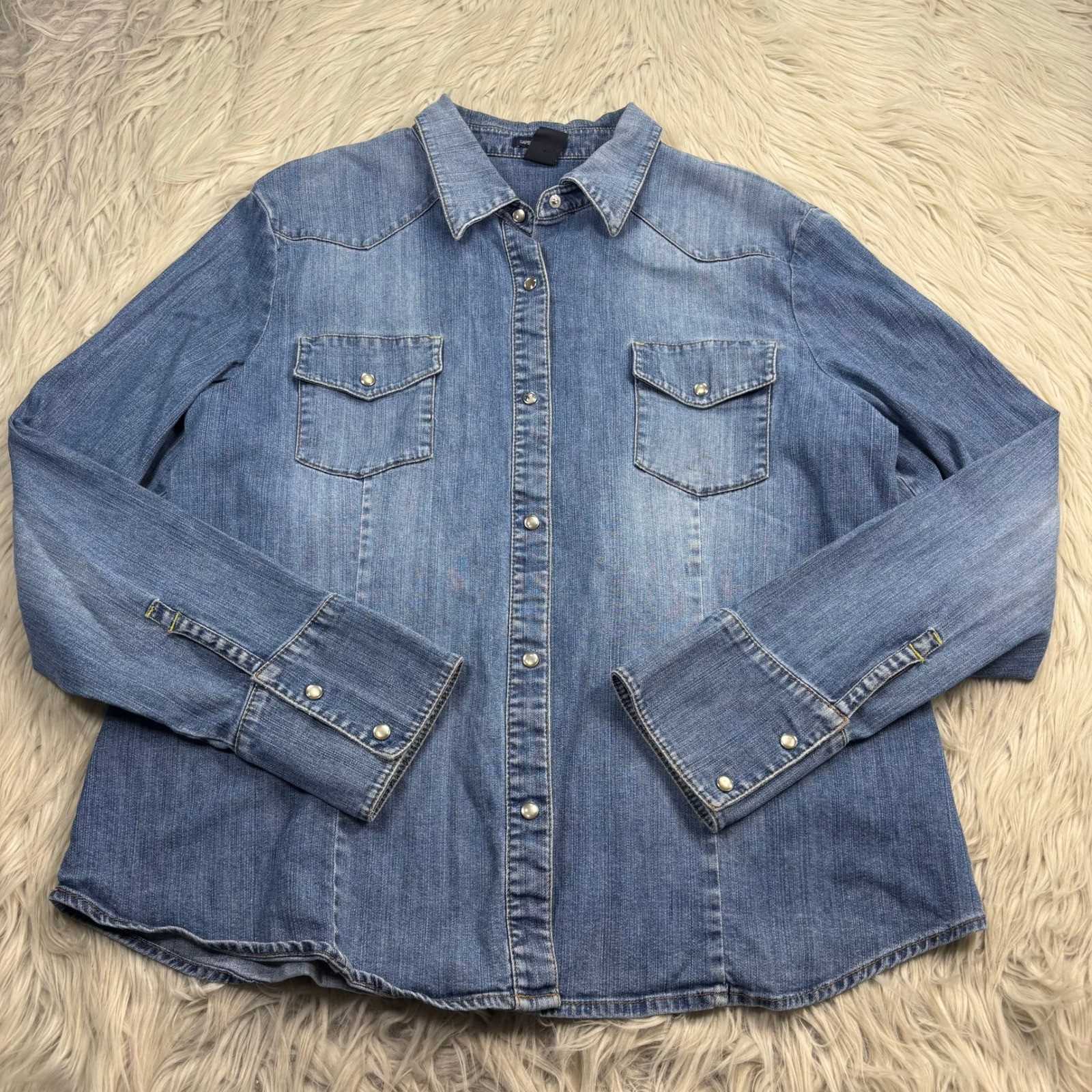 Vintage Y2K Gap Women’s XL Pearl Snap Western Denim Shirt Cowgirl Festival