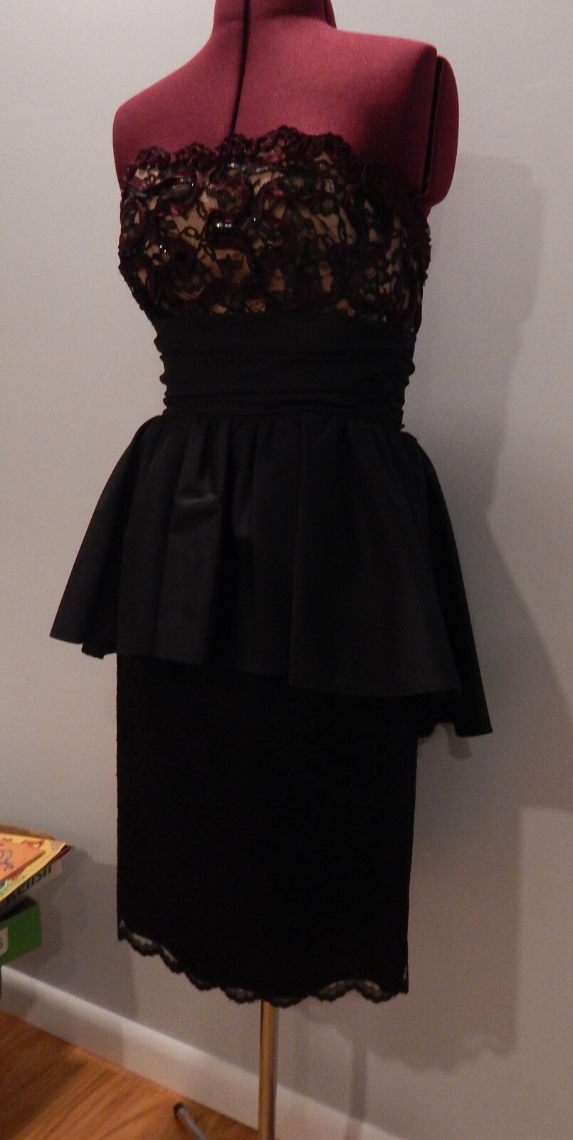HUEY WALTZER FOR DARCY LACE STRAPLESS COCKTAIL DRESS POOF LAYERS VINTAGE 80’s