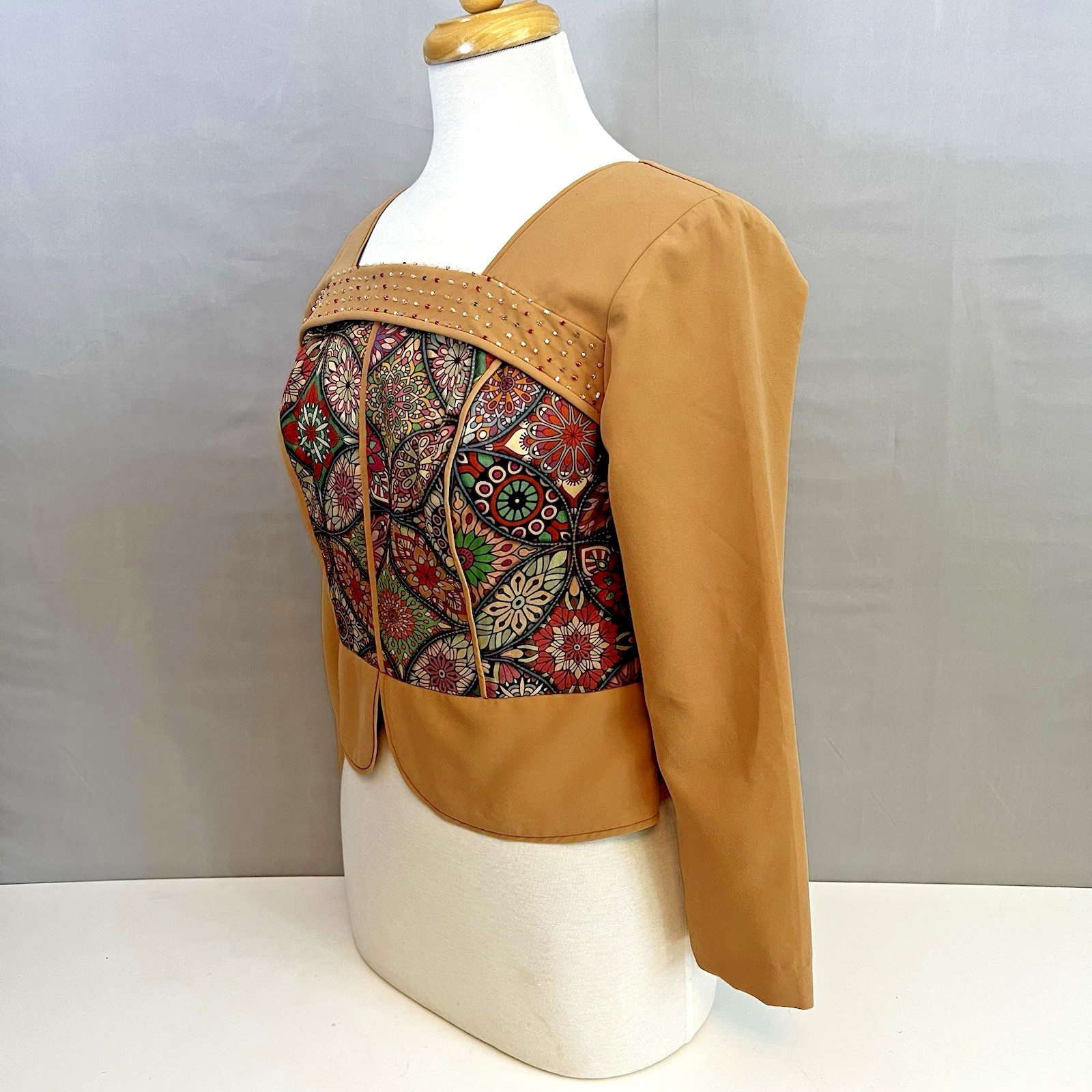 Vintage Colorful 80’s Silk Colorful Geometric Womens Size L Button Blouse Crop