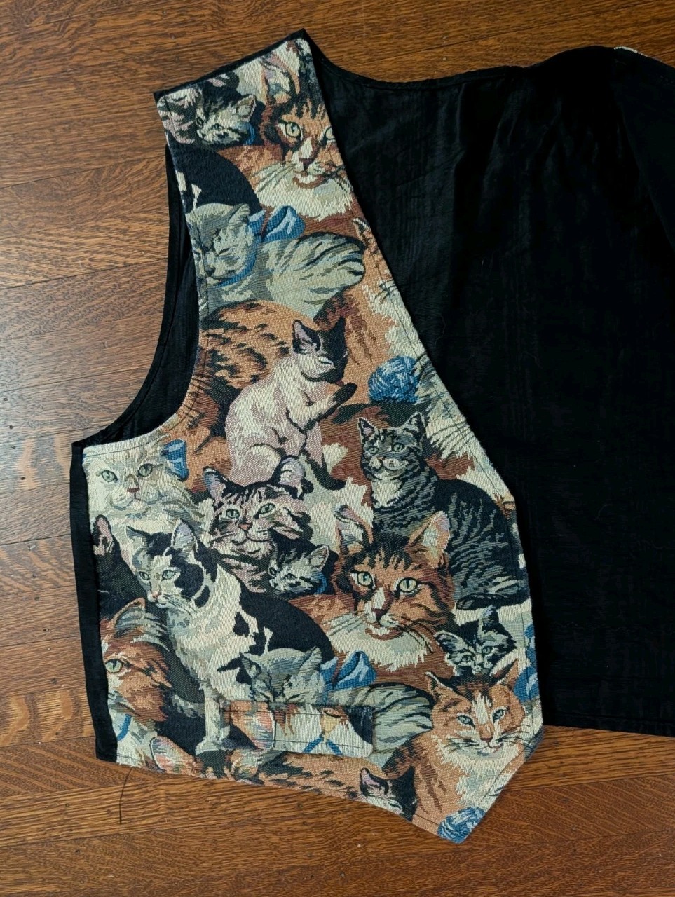 Vintage Handmade KITTY CATS Vest Tapestry Women’s XL Grandmacore Black Lined