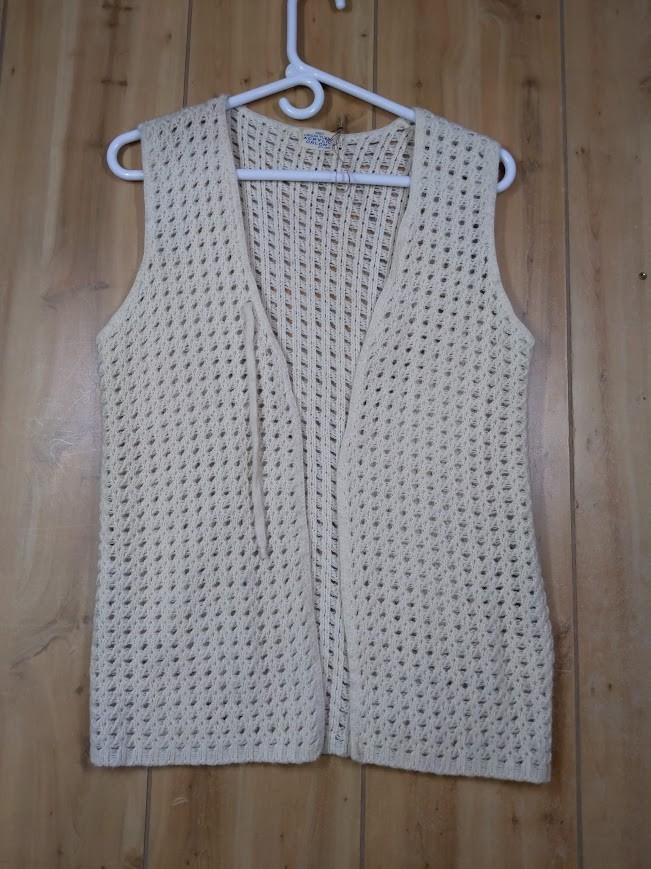VTG 70s Handmade Crochet Vest Cream Virgin Turbo Acrylic Orlon SM Hippie