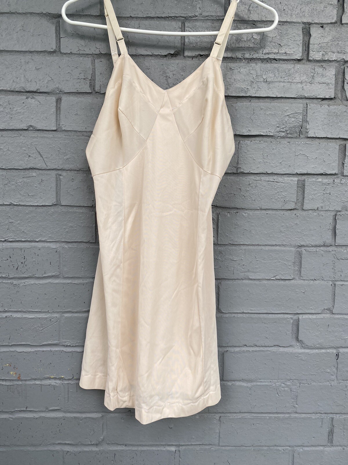 Vintage Sears The doesnt Slip, Slip Sheer Nightgown Fortrel Polyester 34 Short