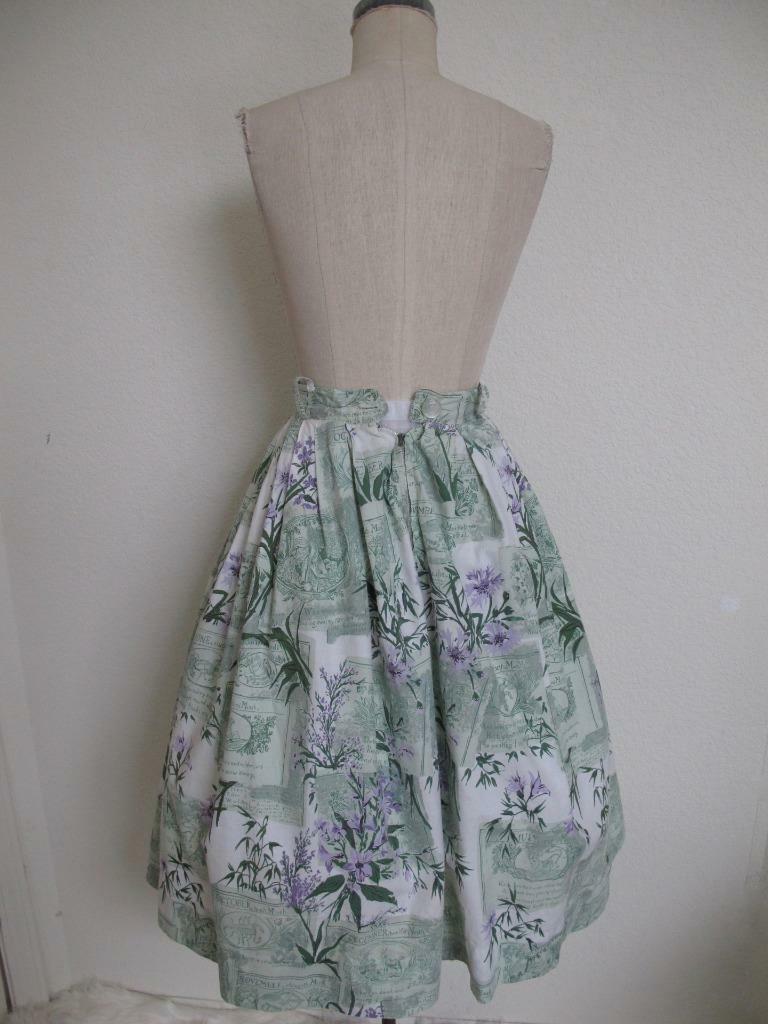 Vintage 1950s Full Pleated Cotton Skirt XXS Months of the Year Novelty Print