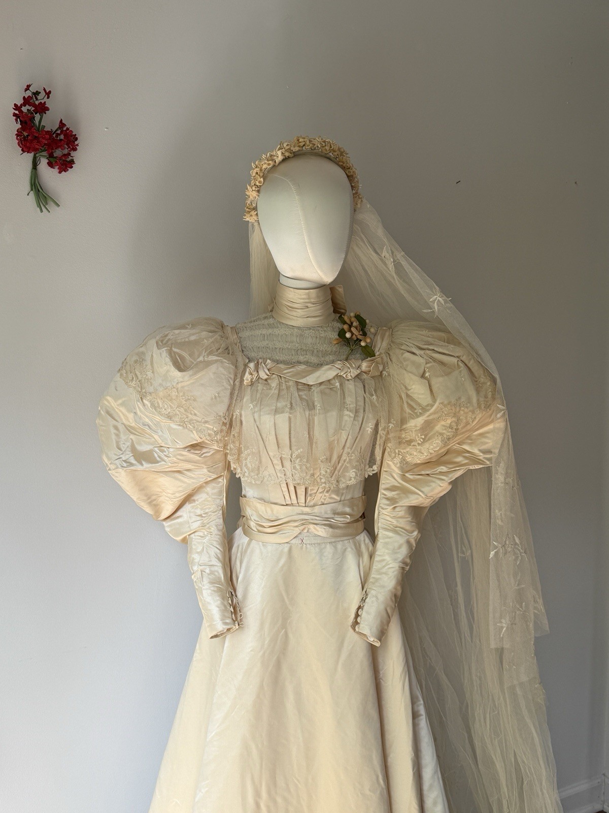 Beautiful Antique Victorian Silk Wedding Dress Bodice, Lace Veil, Shoes Set Rare