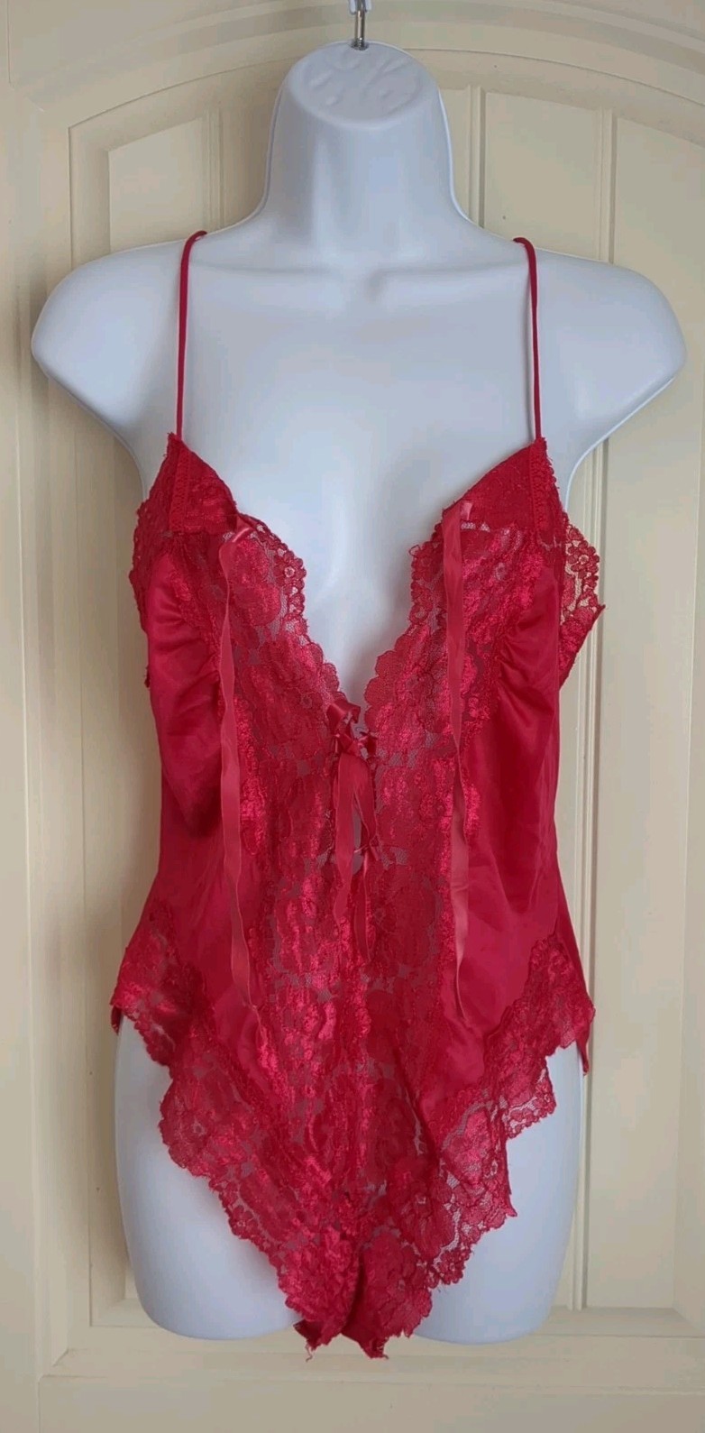 VTG ALANA GALE TEDDY BODYSUIT PLAYSUIT ROMPER PLUNGE HIGH LEG LACE NYLON RED MED