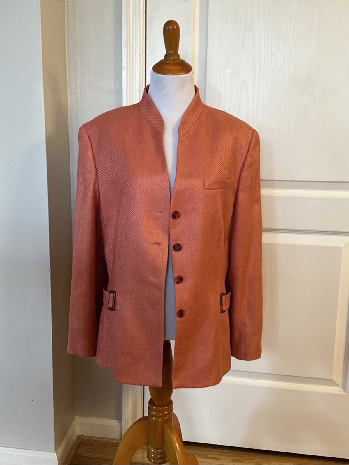 VTG Worth 100%Silk Blazer Jacket Lined Coral Size 14