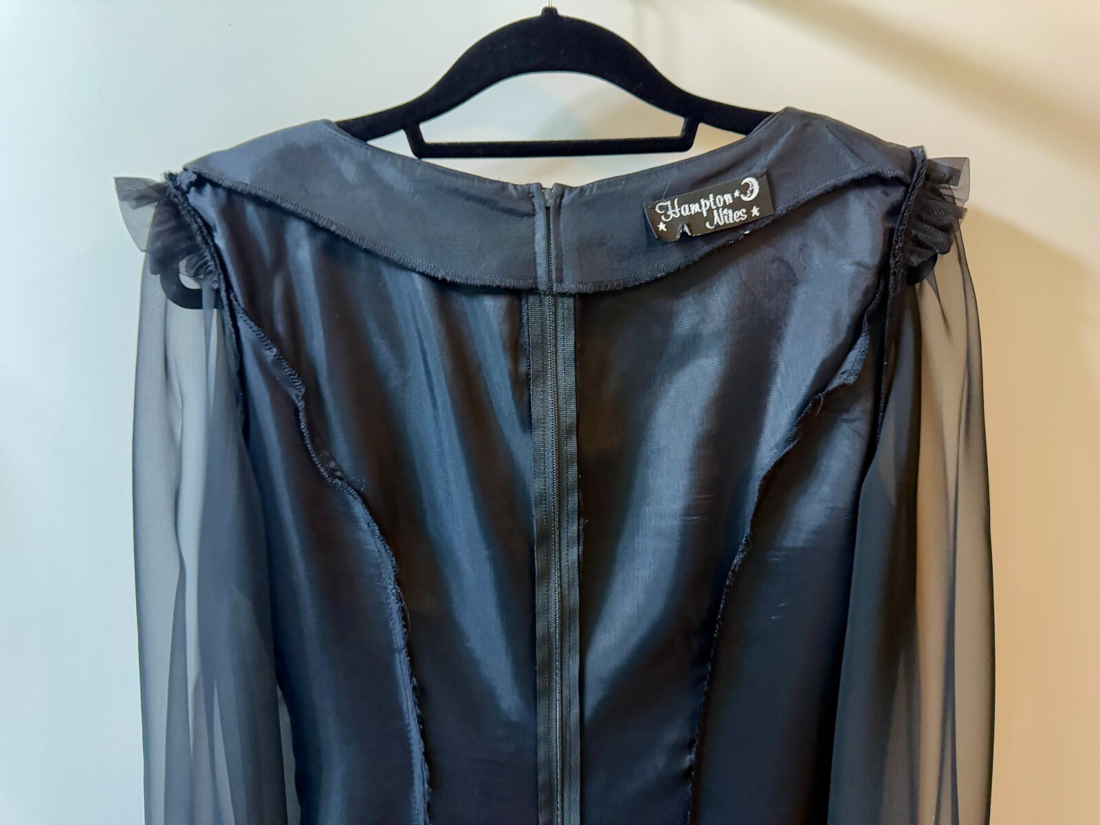 Hampton Nites sz 8 Women’s Sheer Sleeved Ruffled Hem Black Dress #291